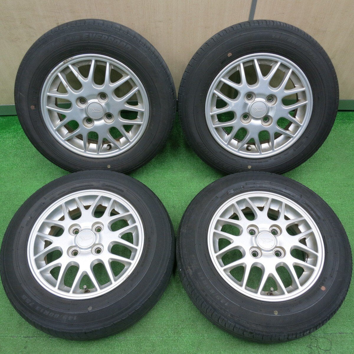 4本価格!20年★ダイハツ アトレー ワゴン 純正 145/80R13 オートバックス Maxrun EVERROAD 13インチ PCD100/4H★4111307TNノ