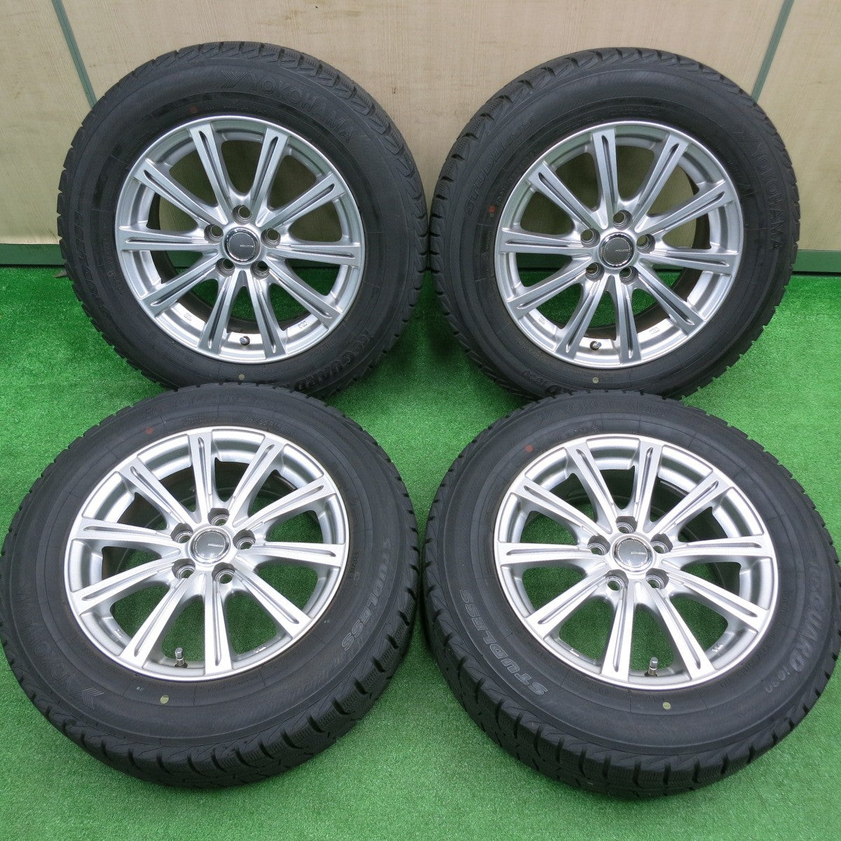 [送料無料] キレイ★プリウス 等 195/65R15 スタッドレス ヨコハマ アイスガード iG30 MiLLOUS ミルアス 15インチ  PCD100/5H★4100502HAス