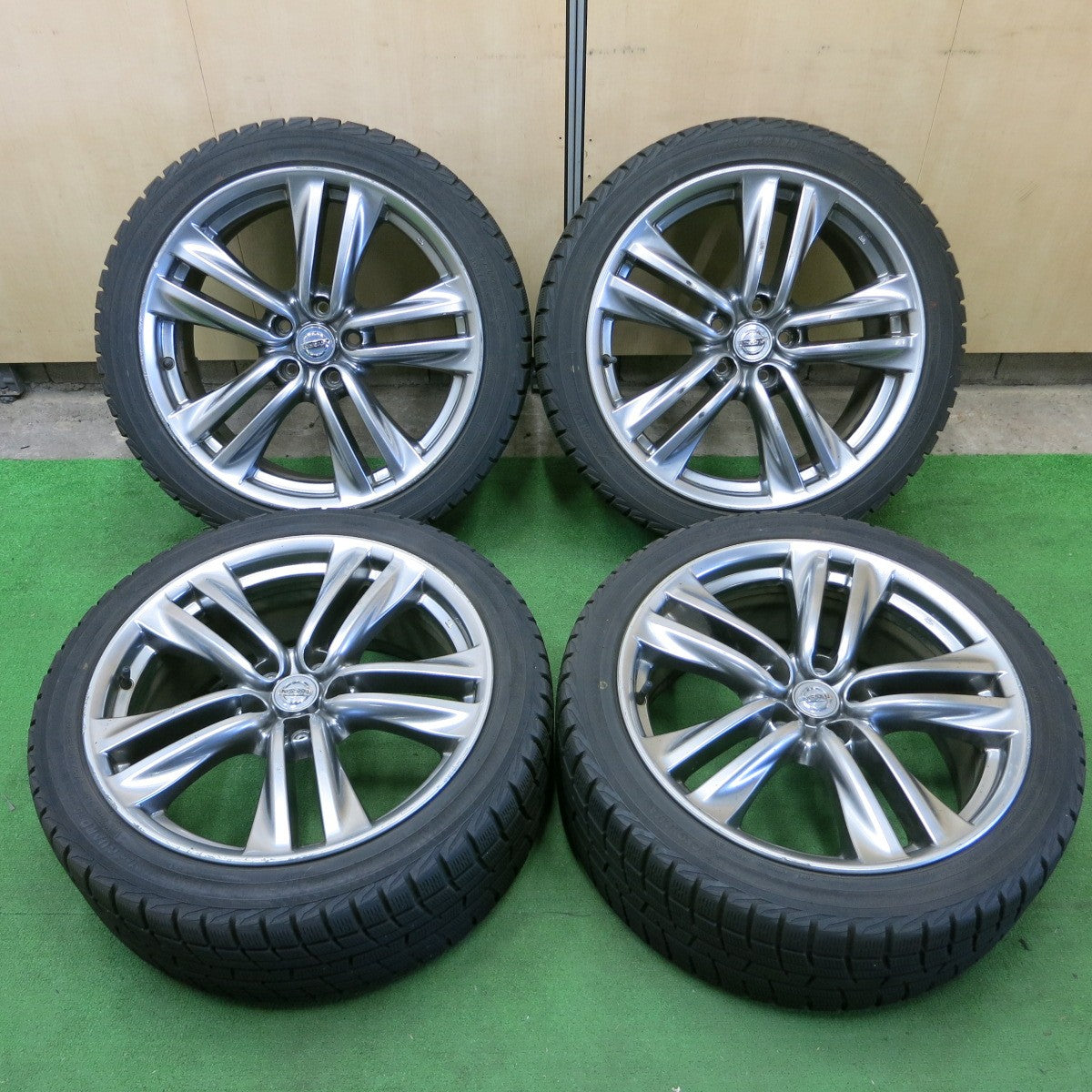 送料無料* バリ溝！8.5分☆日産 Y50 フーガ 純正 245/40R19 スタッドレス ヨコハマ アイスガード iG30 PCD114 |  名古屋/岐阜の中古カー用品・工具の買取/販売ならガレージゲット