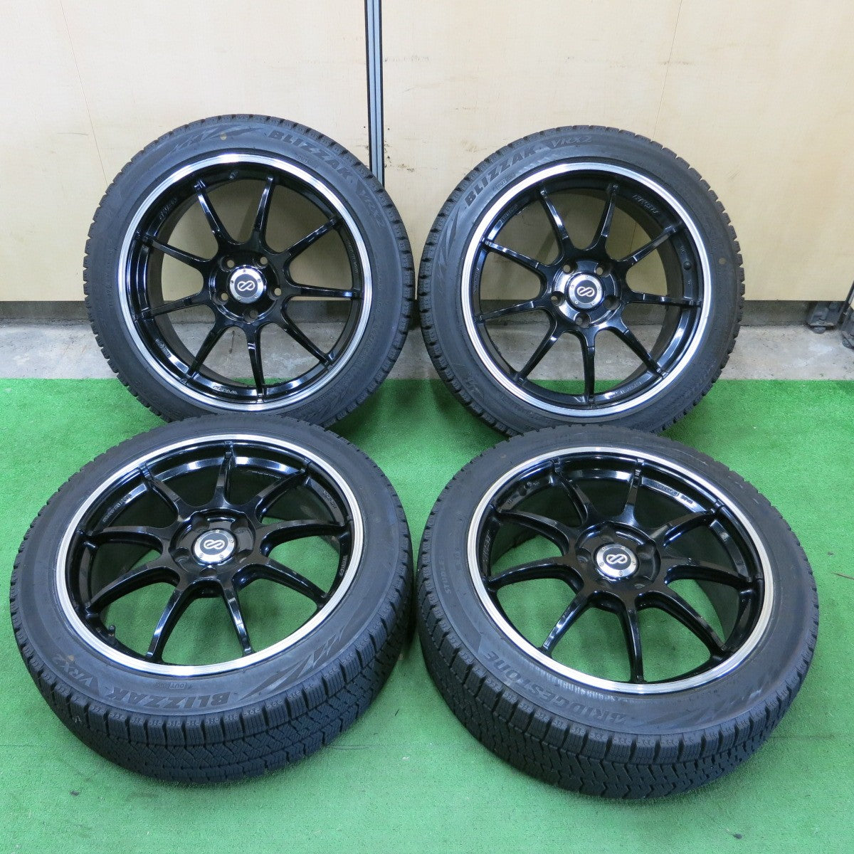 *送料無料* バリ溝！9.5分★スタッドレス ENKEI RSM9 225/45R18 ブリヂストン ブリザック VRX2 エンケイ 18インチ  PCD114.3/5H★4070301ナス