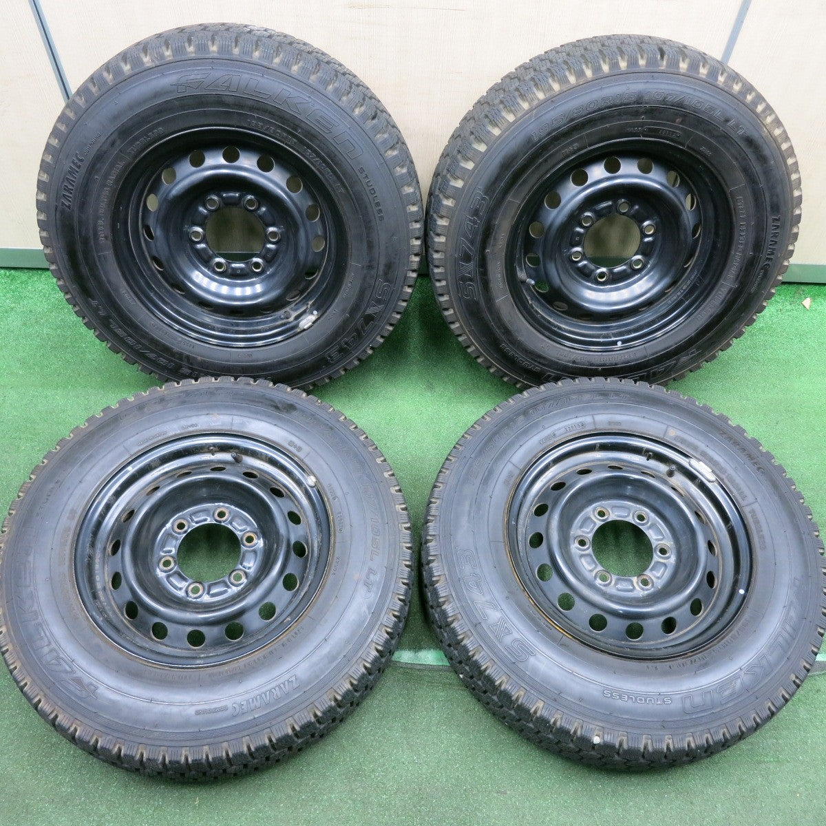 19610円 *送料無料* バリ溝！9分★ハイエース等 195/80R15 スタッドレス ファルケン SI743 スチール ホイール 15インチ  PCD139.7/6H★4050802HAス