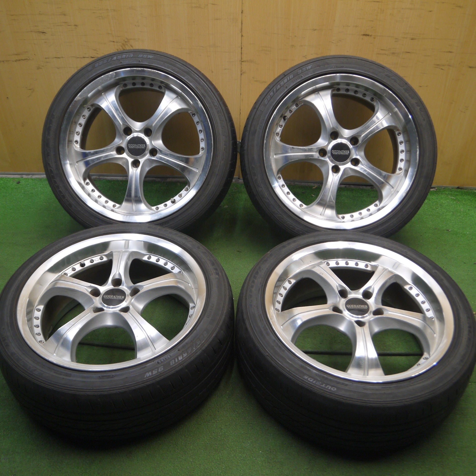 *送料無料* 4本価格★GODFATHER 225/45R18 グッドイヤー イーグル RVS ECO ゴッドファーザー 18インチ  PCD114.3/5H★4040518Hノ