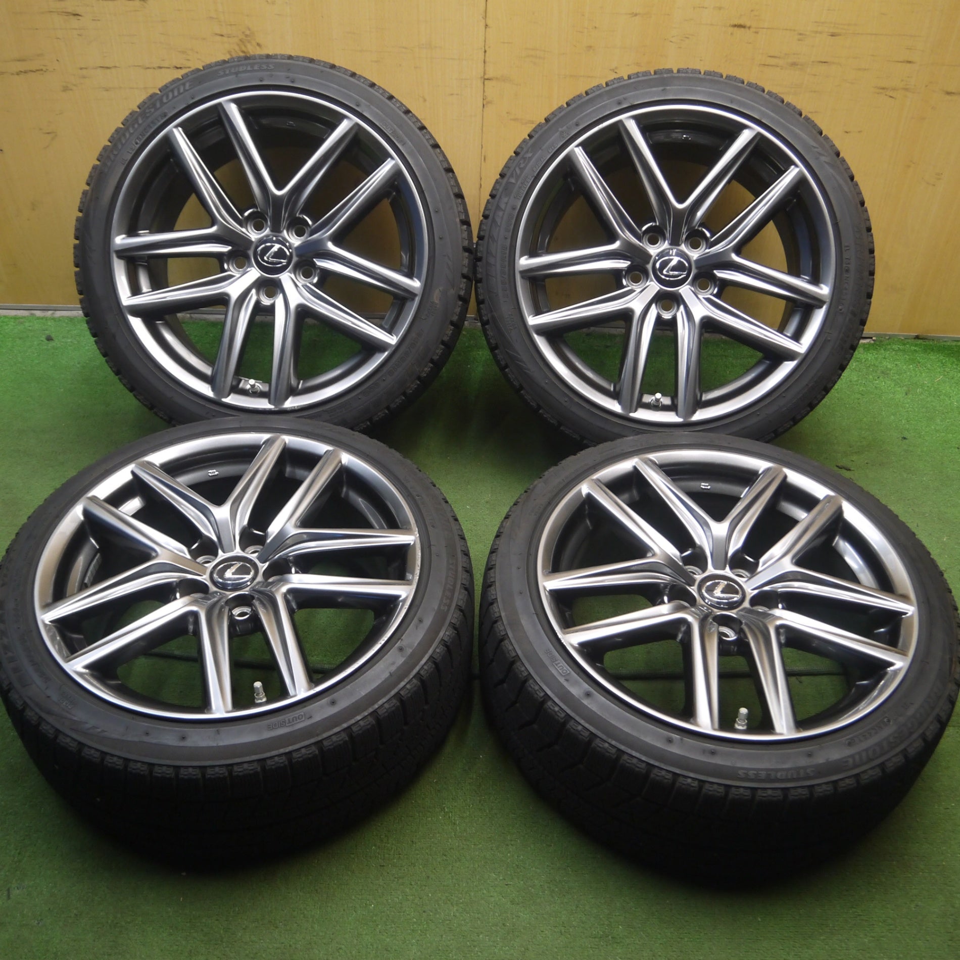 送料無料* センサー付！バリ溝！8.5分☆レクサス IS300h Fスポーツ 純正 225/40R18 255/35R18 スタッドレス |  名古屋/岐阜の中古カー用品・工具の買取/販売ならガレージゲット