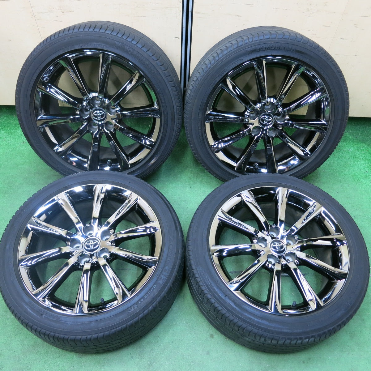 送料無料] 4本価格☆トヨタ GRX130 マークX 純正 スパッタリング 235/45R18 ヨコハマ dBデシベル E70 E70J |  名古屋/岐阜の中古カー用品・工具の買取/販売ならガレージゲット