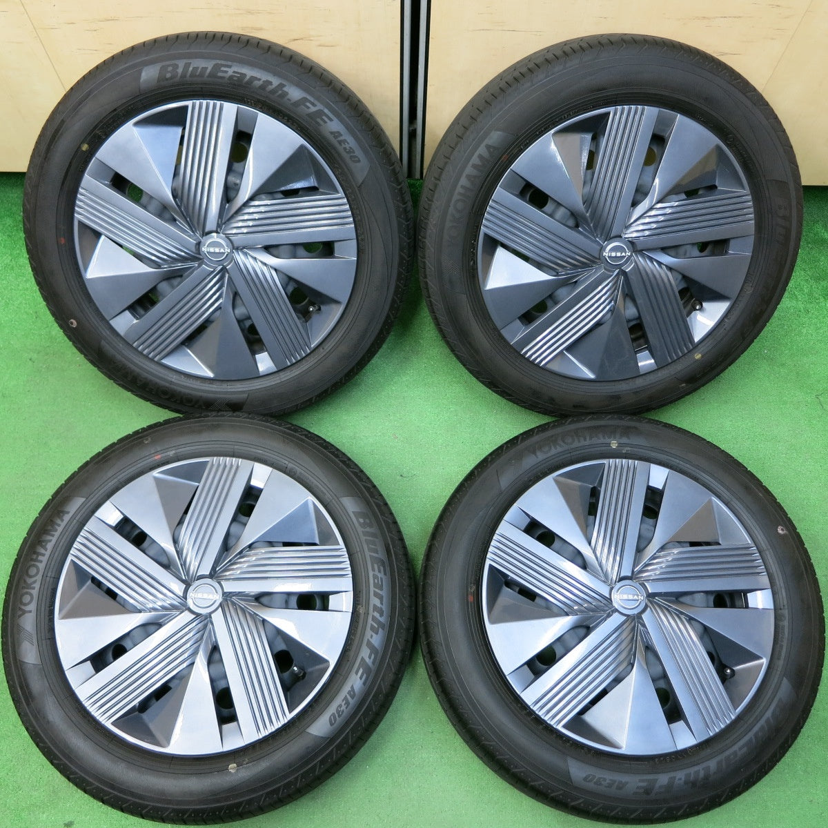 送料無料* バリ溝！23年！綺麗！9分☆日産 E13 ノート 純正 スチール 185/60R16 ヨコハマ BluEarth-FE AE3 |  名古屋/岐阜の中古カー用品・工具の買取/販売ならガレージゲット