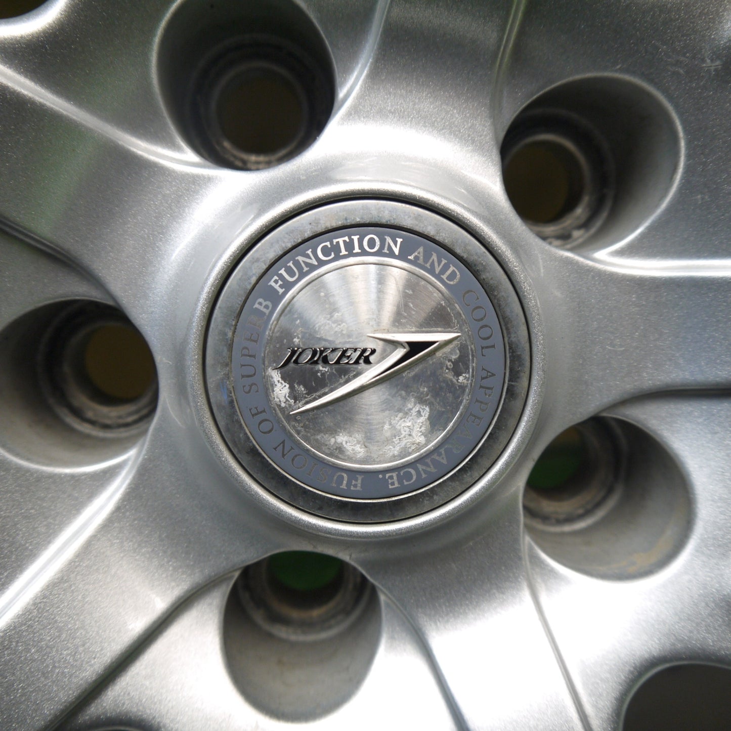 バリ溝!23年!キレイ!9.5分★スタッドレス 225/60R17 グッドイヤー アイスナビ8 JOKER ジョーカー 17インチ PCD114.3/5H★5041407Hス