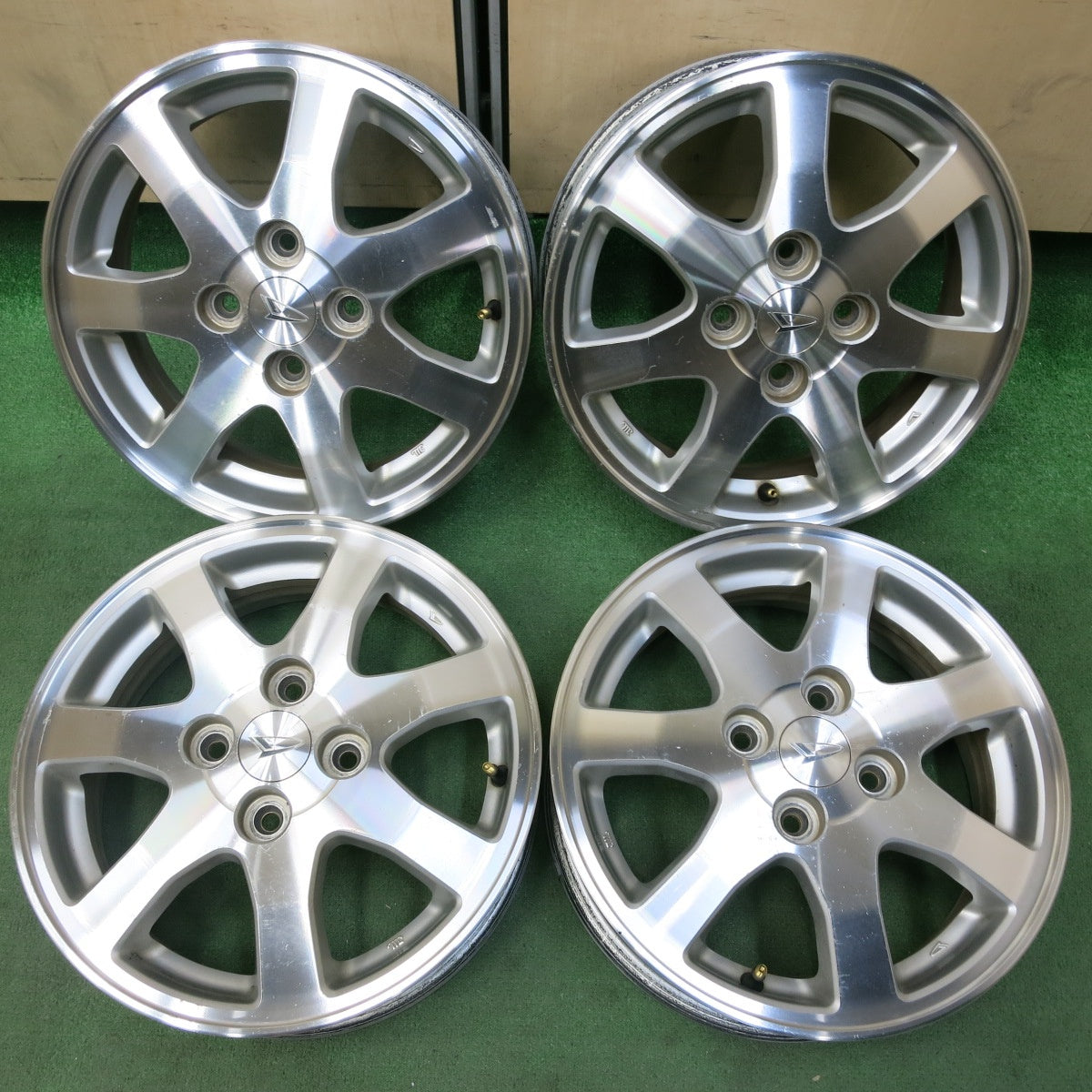 送料無料] 4本価格☆ダイハツ ムーヴ カスタム 純正 ホイール 14インチ 14×4.5J PCD100/4H☆4103110SYホ |  名古屋/岐阜の中古カー用品・工具の買取/販売ならガレージゲット