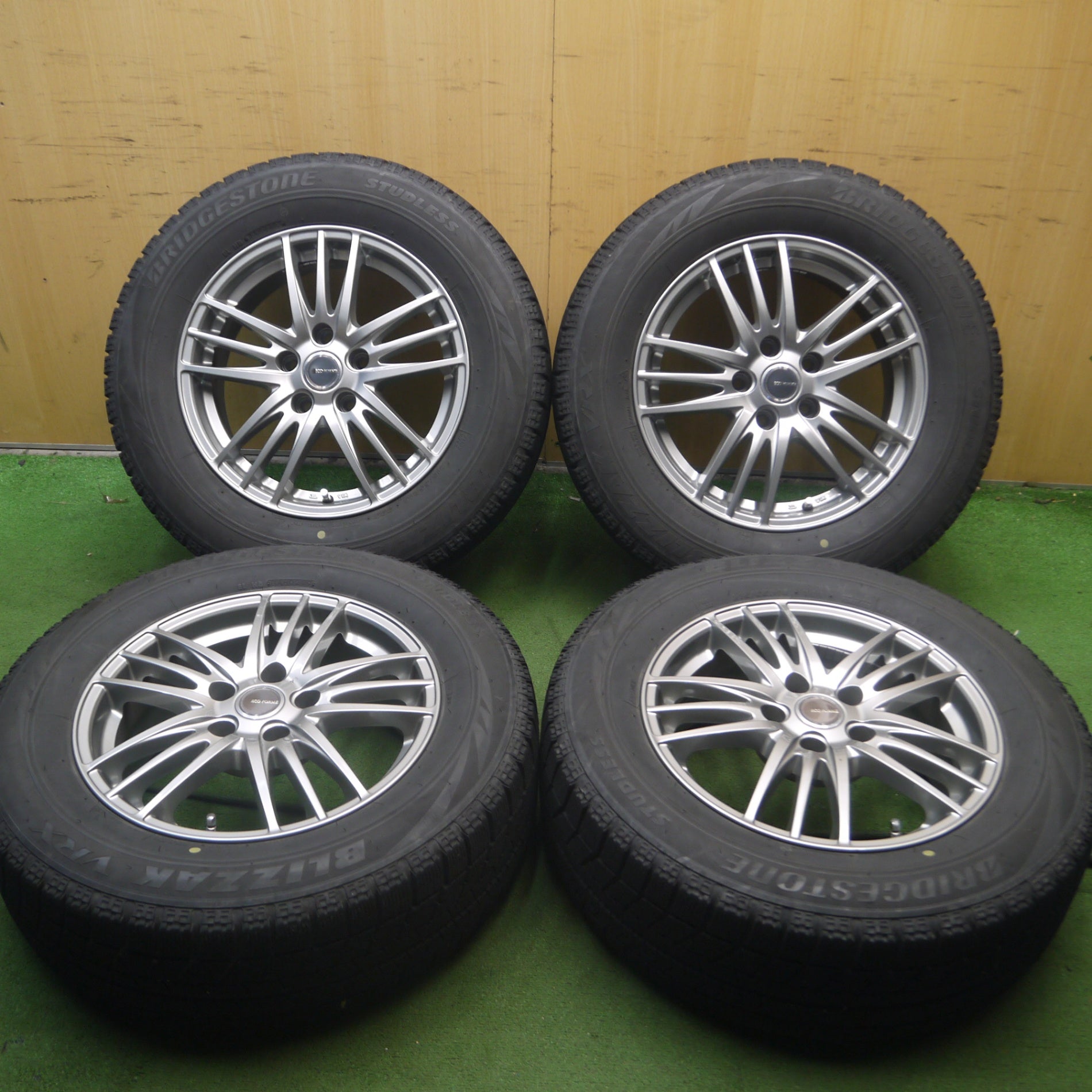 送料無料* キレイ☆スタッドレス 215/65R16 ブリヂストン ブリザック VRX ECO FORME エコフォルム 16インチ PC |  名古屋/岐阜の中古カー用品・工具の買取/販売ならガレージゲット