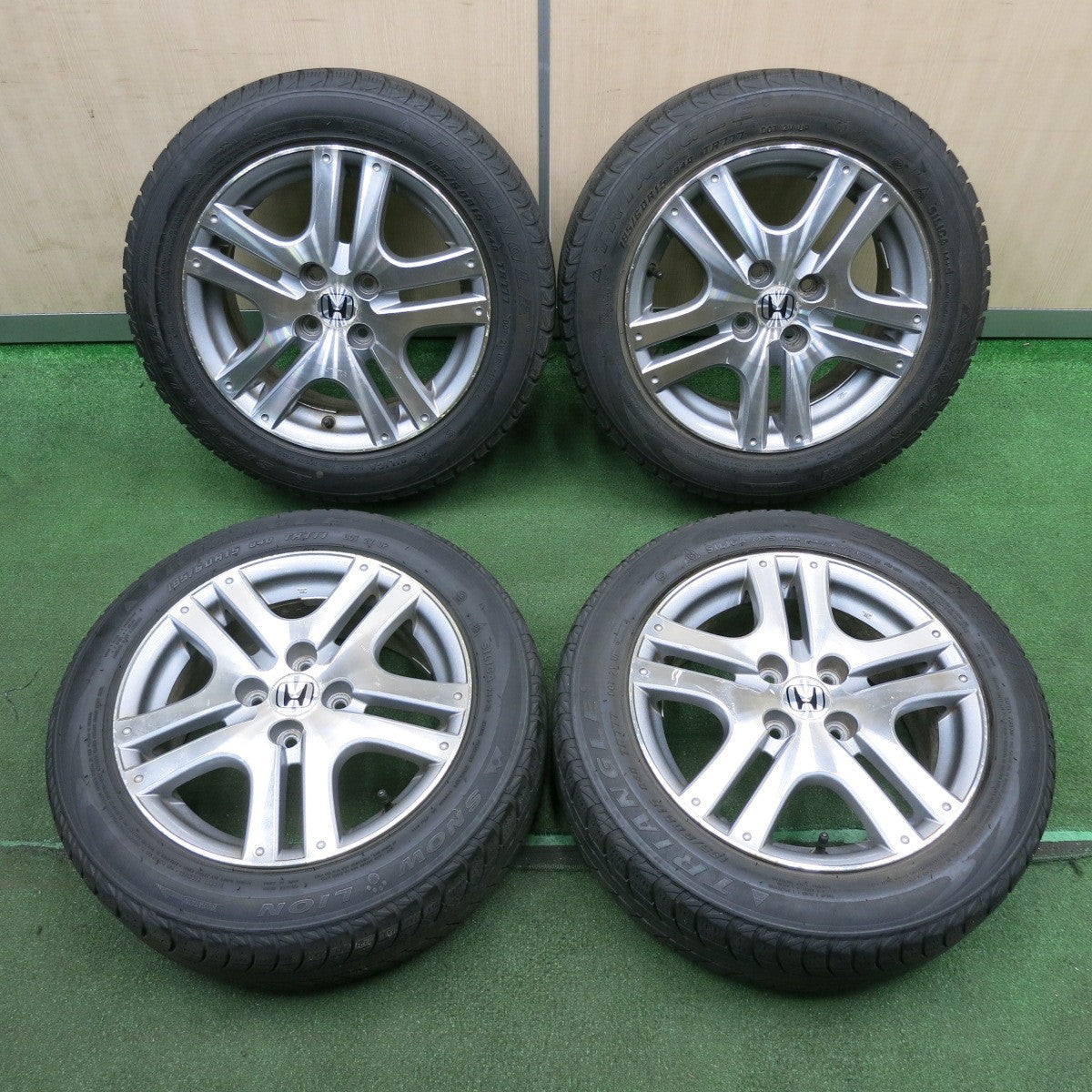 *送料無料* 4本価格★ホンダ フィット 純正 185/60R15 スタッドレス トライアングル SNOW LION 15インチ  PCD100/4H★4032602TNス