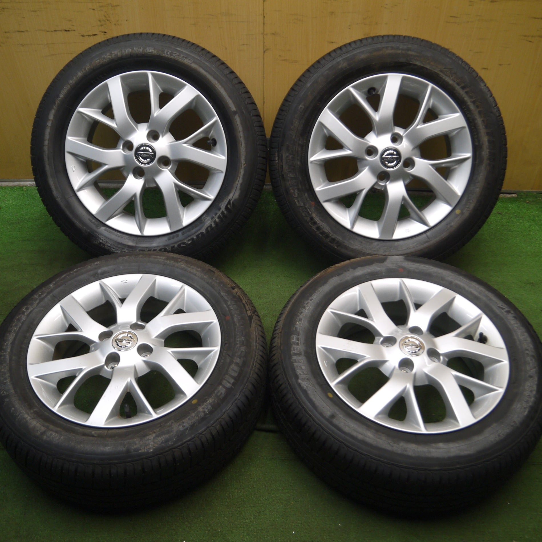 *送料無料* 新車外し★日産 E12 ノート 純正 185/65R15 ブリヂストン B250 15インチ PCD100/4H★4072404Hノ