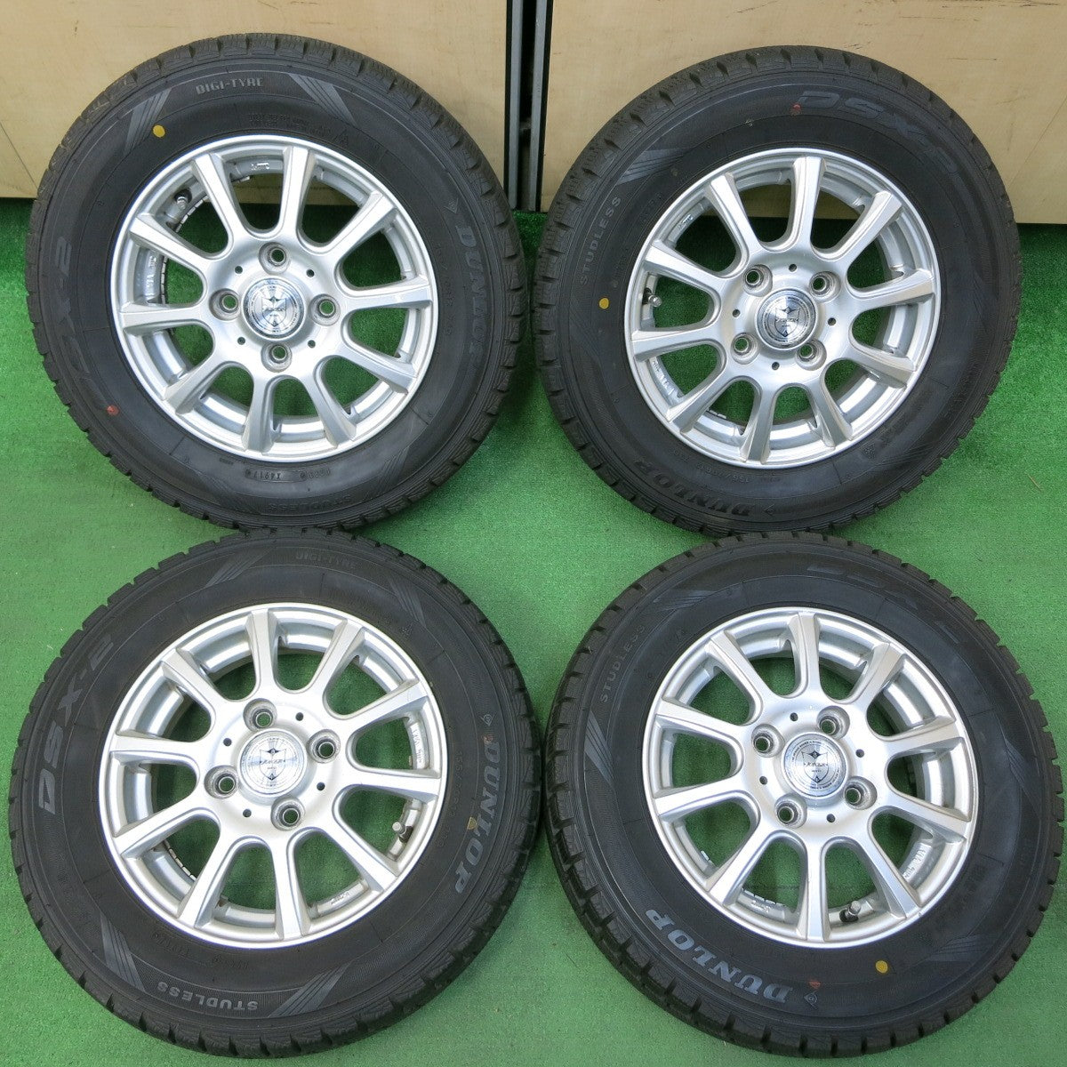 送料無料* バリ溝！ほぼ10分☆スタッドレス 155/70R12 ダンロップ DSX-2 JOKER ジョーカー 12インチ PCD100 |  名古屋/岐阜の中古カー用品・工具の買取/販売ならガレージゲット