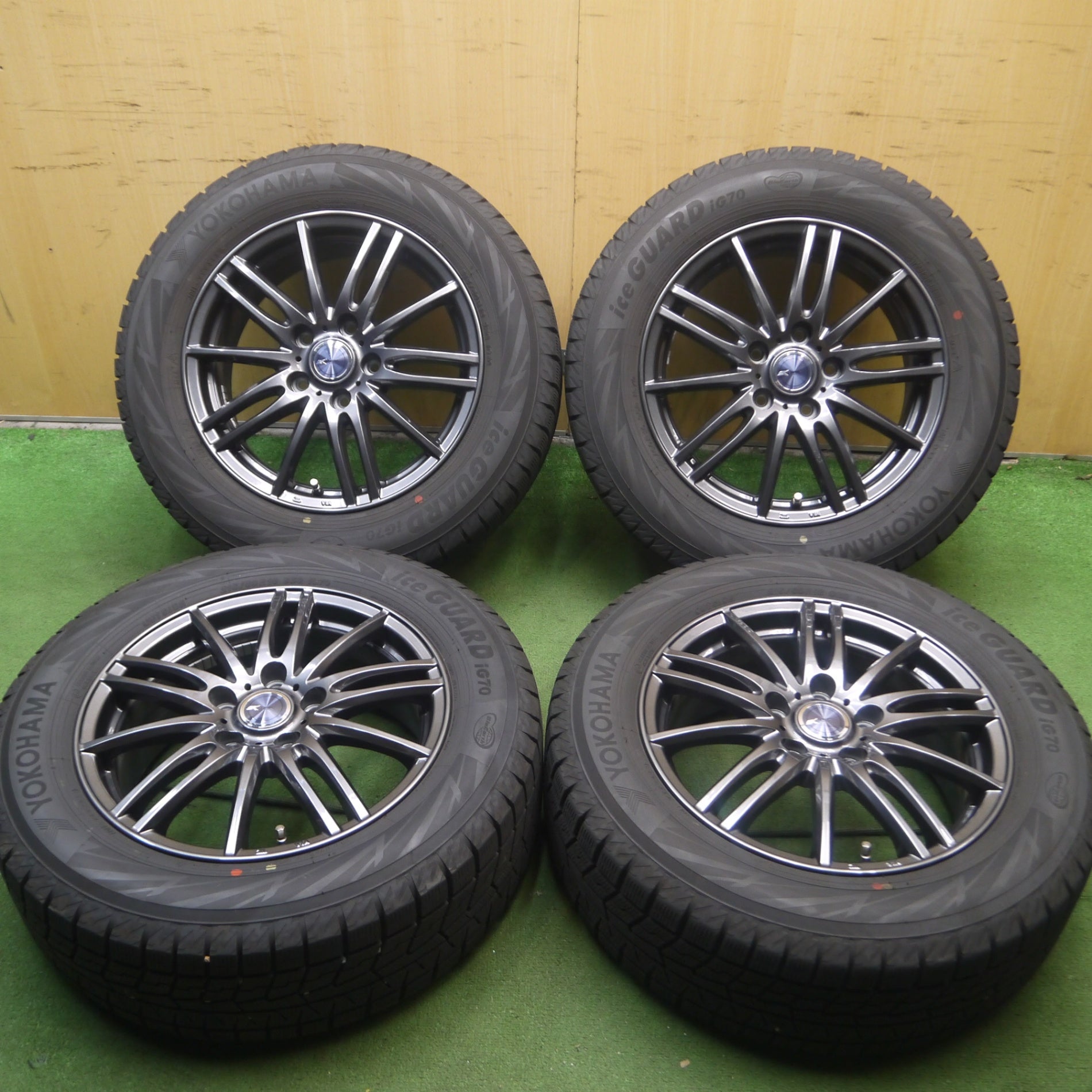 送料無料* バリ溝！22年！キレイ！9.5分☆スタッドレス 215/60R16 ヨコハマ アイスガード iG70 ZAMIK TITO w |  名古屋/岐阜の中古カー用品・工具の買取/販売ならガレージゲット