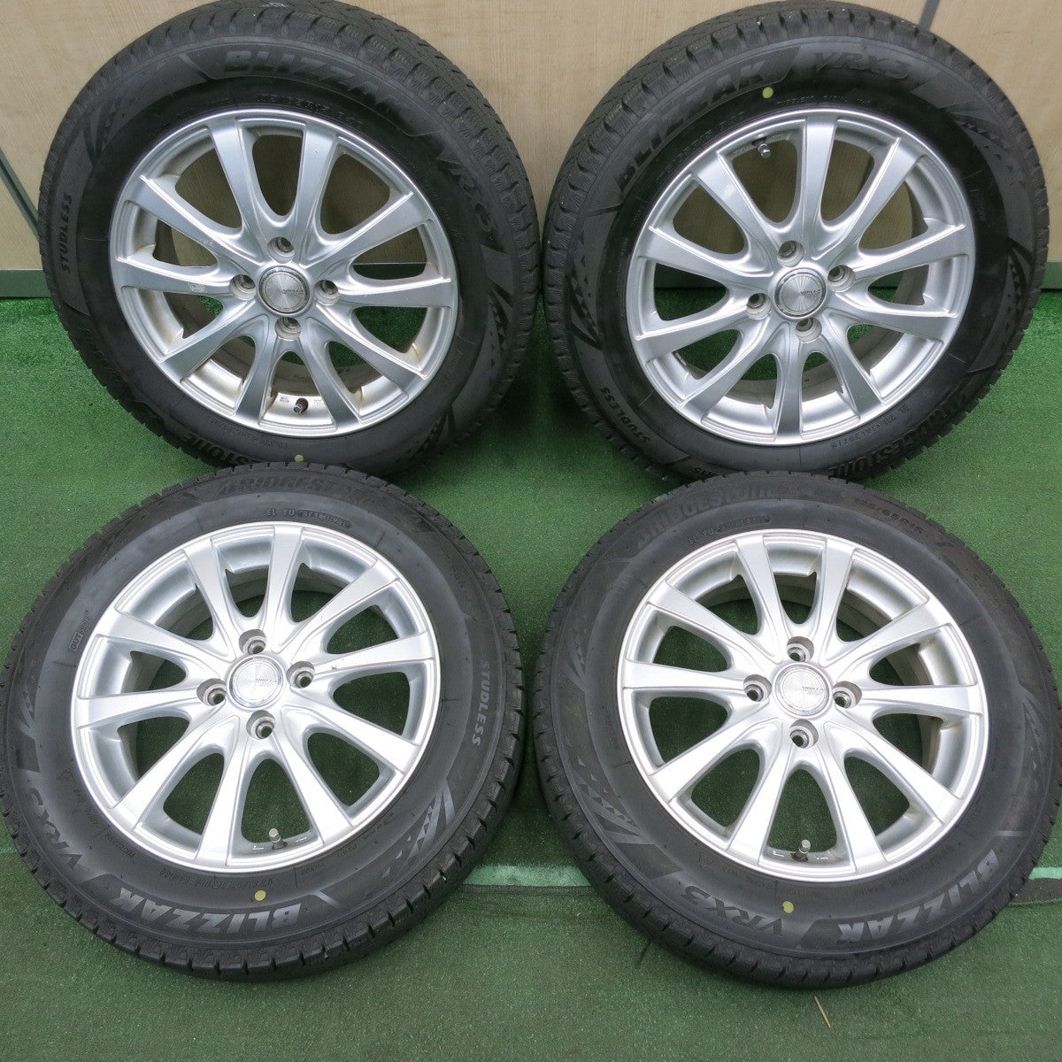 送料無料* バリ溝！21年！9分☆スタッドレス 175/65R15 ブリヂストン ブリザック VRX3 SIBILLA NEXT IR-Z |  名古屋/岐阜の中古カー用品・工具の買取/販売ならガレージゲット