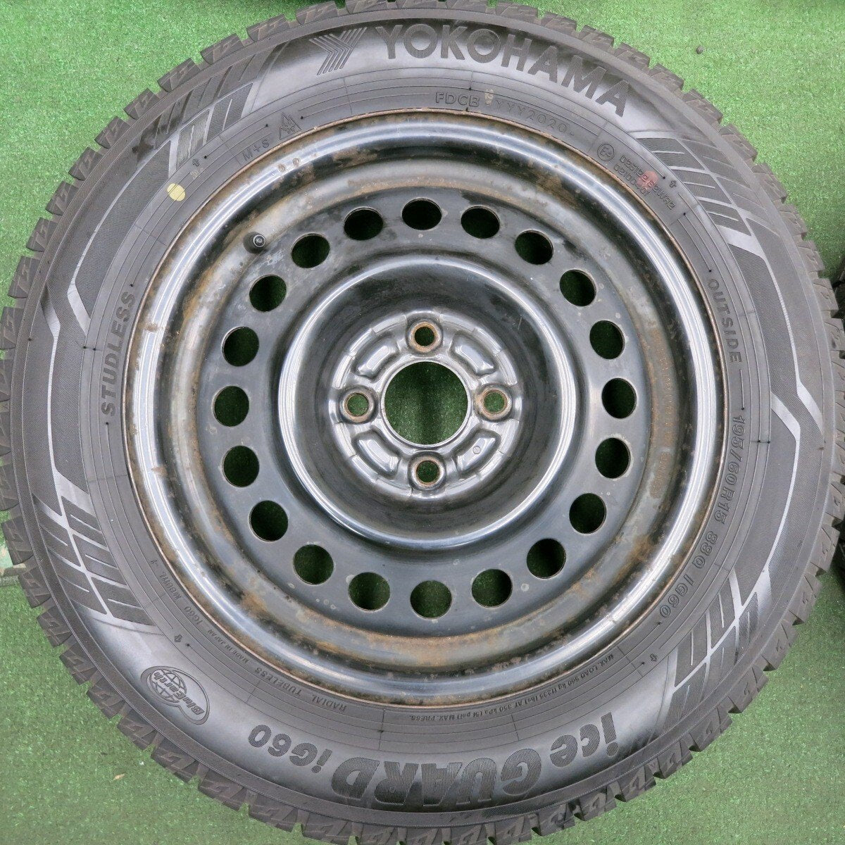 超バリ溝!21年!ほぼ10分★スタッドレス 195/60R15 ヨコハマ アイスガード iG70 60 スチール 15インチ PCD100/4H★4053002HAス