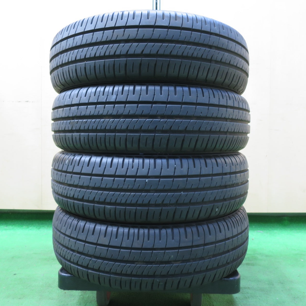 2022年 ダンロップ エナセーブ EC204 205/55R16 バリ溝 4本 われ 2022年 ダンロップ エナセーブ EC204 205/55R16 バリ溝 4本 われ