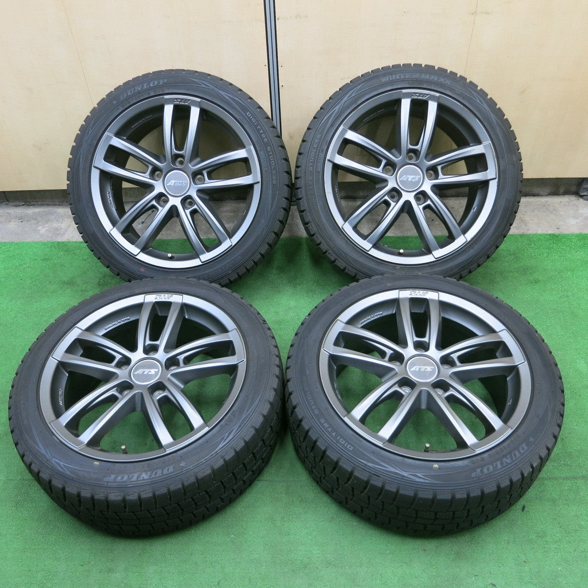 送料無料* バリ溝！9分☆ポルシェ 等 ATS 235/45R18 スタッドレス ダンロップ ウインターマックス WM01 18インチ P |  名古屋/岐阜の中古カー用品・工具の買取/販売ならガレージゲット