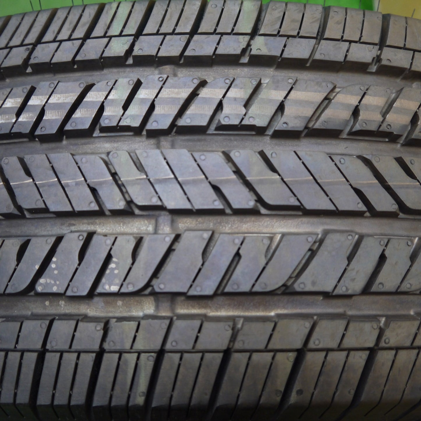 新車外し!23年!1本★ジープ ラングラー アンリミテッド サハラ 純正 255/70R18 ブリヂストン デューラー H/T 685 18インチ PCD127/5H★5051203Hノ