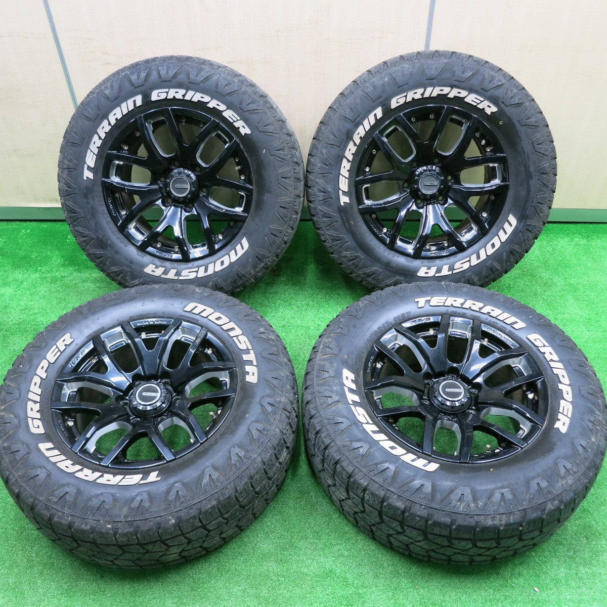 [送料無料] キレイ！21年★RAYS DAYTONA FDX-F6 265/70R17 モンスタ TERRAIN GRIPPER ホワイトレター  レイズ デイトナ PCD139.7/6H★4091201HAノ