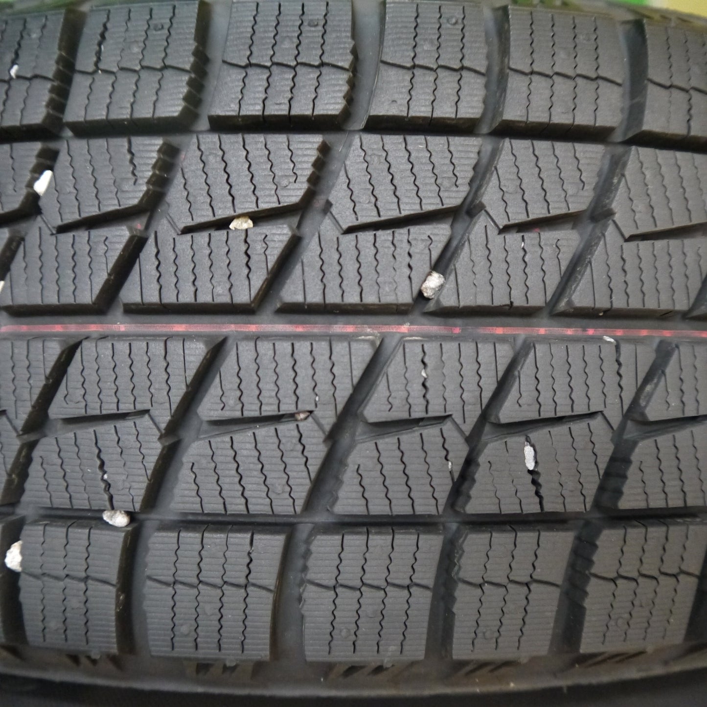 バリ溝!キレイ!ほぼ10分★スタッドレス 175/65R15 アイスエスポルテ LEBEN レーベン 15インチ PCD100/4H★5041106Hス