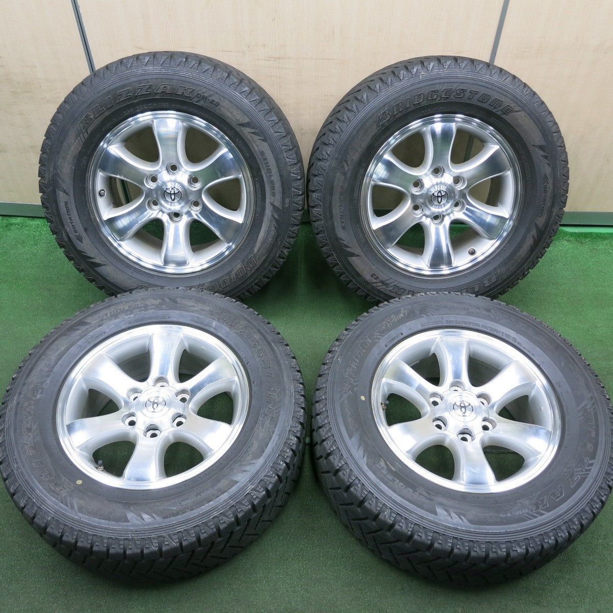 送料無料* 4本価格☆トヨタ 120系 ランクル プラド 純正 265/65R17 スタッドレス ブリヂストン ブリザック DM-Z3 P |  名古屋/岐阜の中古カー用品・工具の買取/販売ならガレージゲット