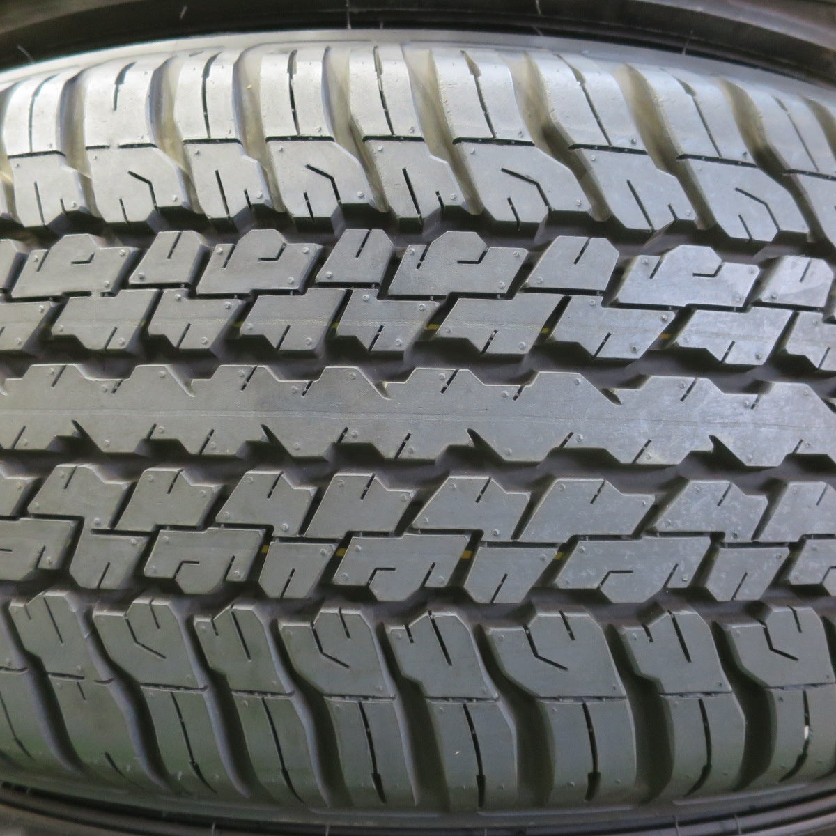 新車外し!23年★265/60R18 ダンロップ PT グラントレック AT23 タイヤ 18インチ ハイラックス ランクル 等★5052712イノタ