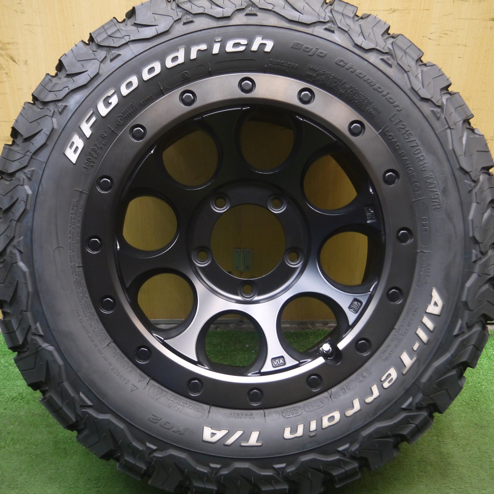 送料無料* 未使用！22年☆215/70R16 BFグッドリッチ All-Terrain T/A KO2 ホワイトレター XTREME-J |  名古屋/岐阜の中古カー用品・工具の買取/販売ならガレージゲット