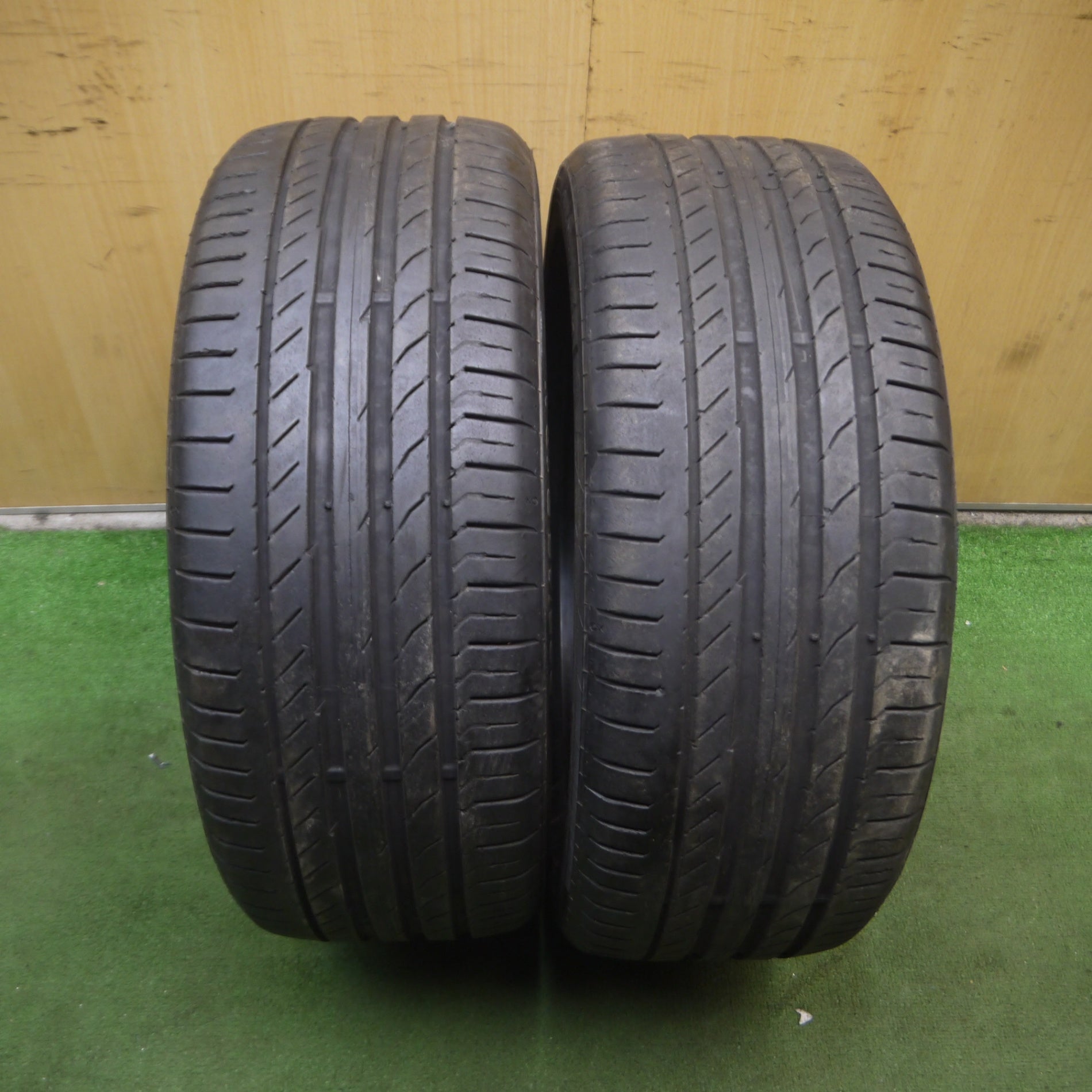 *送料無料* 2本価格！20年★225/45R18 コンチネンタル コンチスポーツ コンタクト5 SSR タイヤ 18インチ ベンツ BMW  等★4071904Hノタ