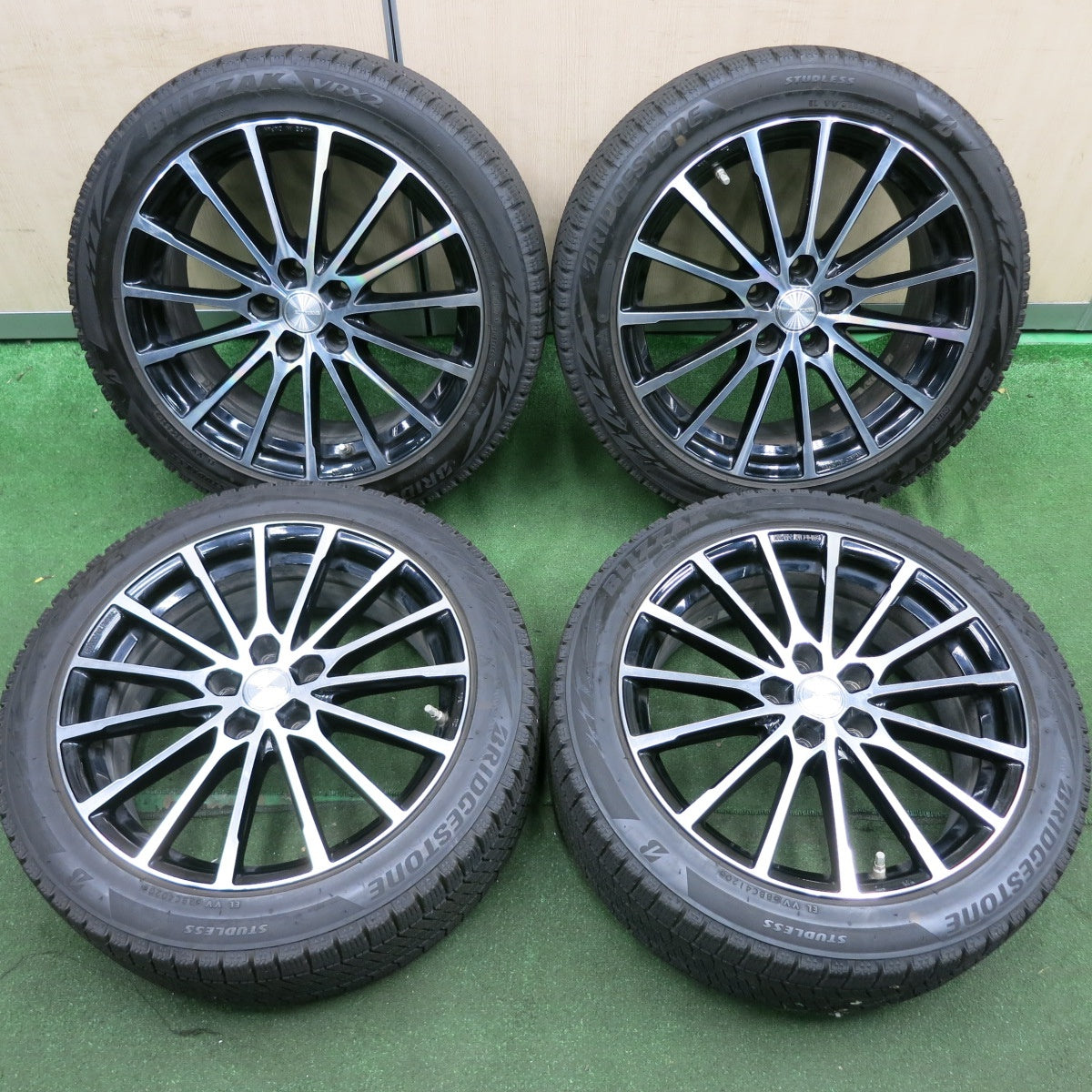 *送料無料* 4本価格！20年★スタッドレス 235/45R18 ブリヂストン ブリザック VRX2 ECO FORME エコフォルム 18インチ  PCD114.3/5H★4062702HAス