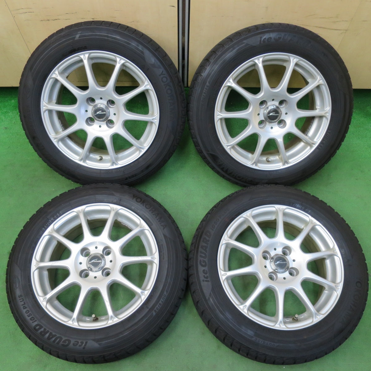 [送料無料] 4本価格★スタッドレス 175/65R15 ヨコハマ アイスガード iG50 プラス Schneider シュナイダー 15インチ  PCD100/4H★4103009イス