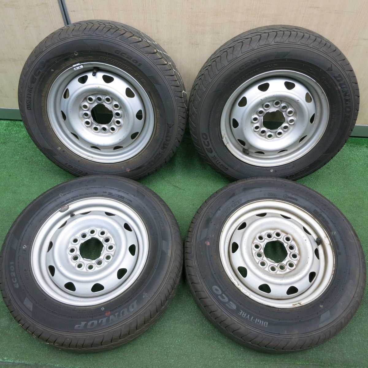 *送料無料* バリ溝！9.5分★145/80R12 ダンロップ エコ EC201 スチール ホイール 12インチ PCD100 110  114.3/4H マルチ★4062501HAノ