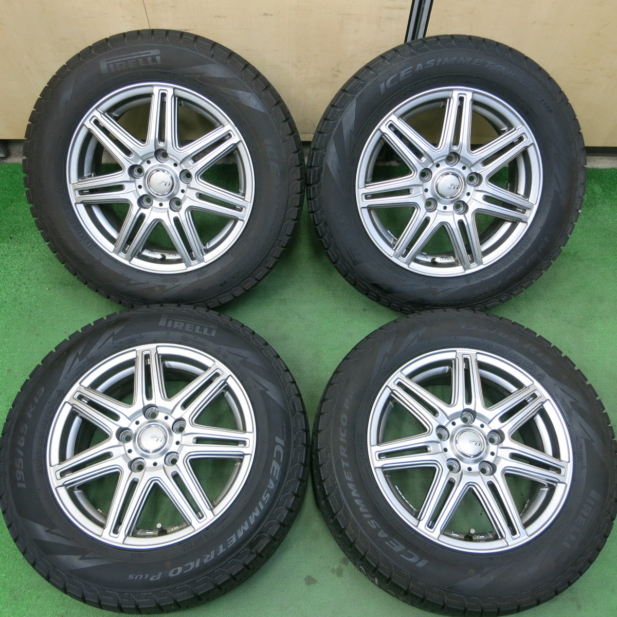 *送料無料*バリ溝！21年！キレイ！8.5分★スタッドレス 195/65R15 ピレリ アイスアシンメトリコ プラス SIBILLA NEXT Z7  シビラ 15インチ PCD114.3/5H★3102004イス