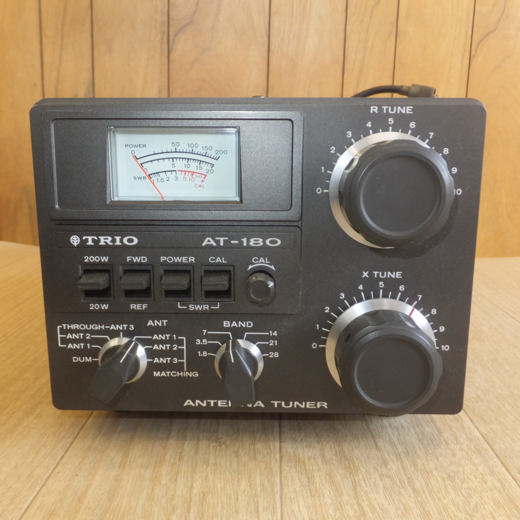 送料無料] 現状品☆ケンウッド TRIO アンテナチューナー ANTENNA TUNER AT-180☆ |  名古屋/岐阜の中古カー用品・工具の買取/販売ならガレージゲット