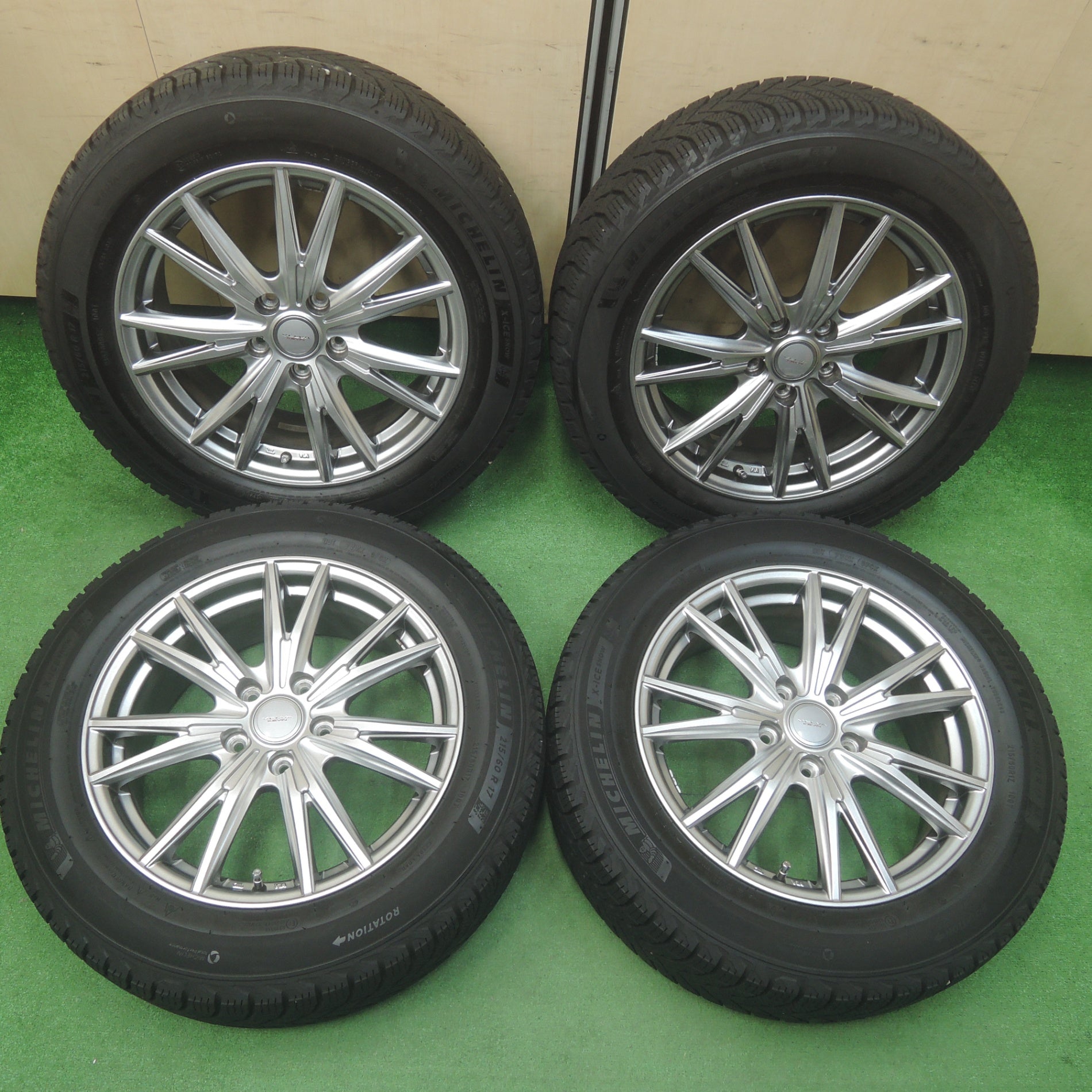 *送料無料*超バリ溝！21年！キレイ！ほぼ10分★スタッドレス 215/60R17 ミシュラン X-ICE SNOW VELVA KEVIN  ヴェルヴァ 17インチ PCD114.3/5H★4011910SYス