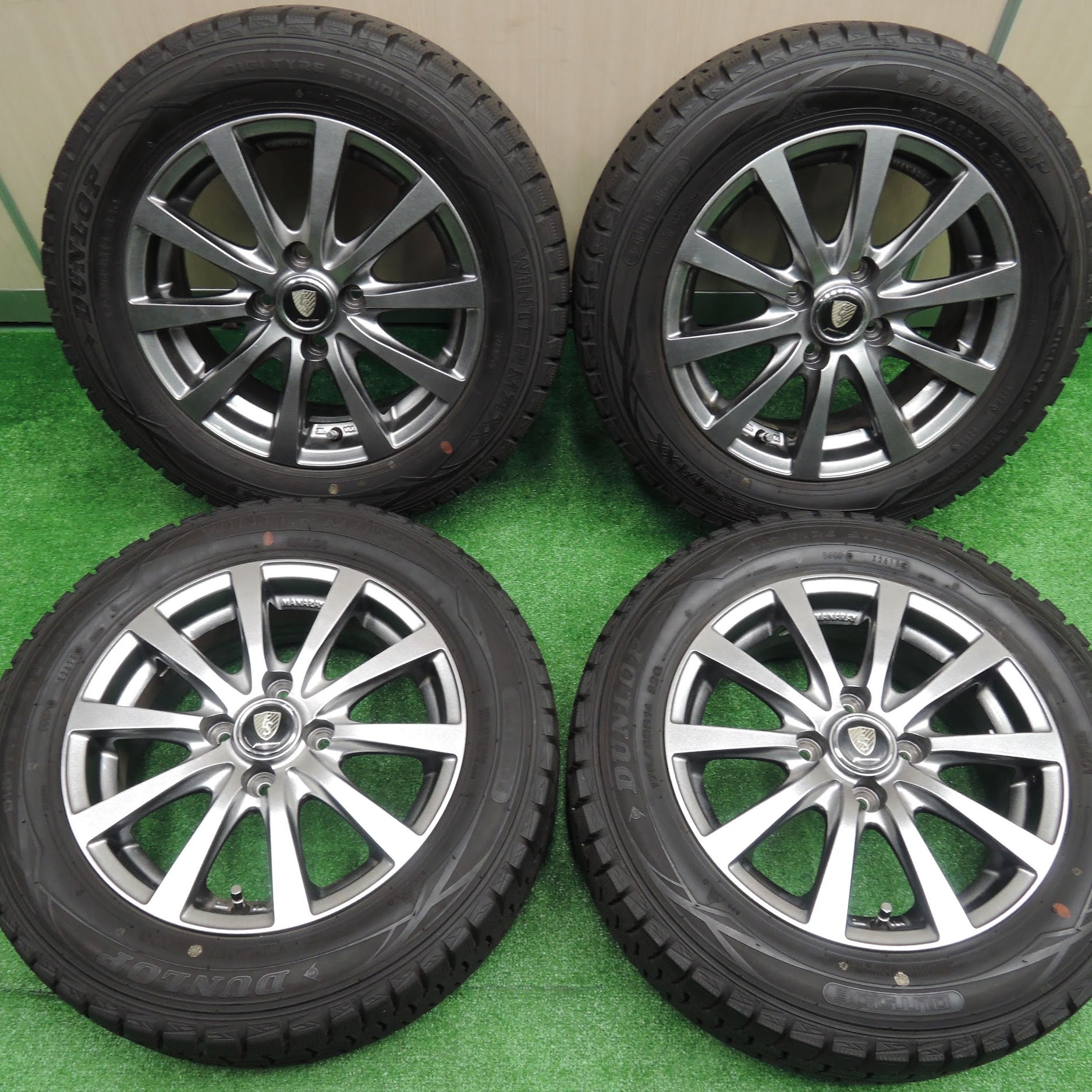 送料無料]バリ溝！キレイ！9.5分以上☆スタッドレス 175/65R14 ダンロップ ウインターマックス WM01 MANARAY SPO |  名古屋/岐阜の中古カー用品・工具の買取/販売ならガレージゲット