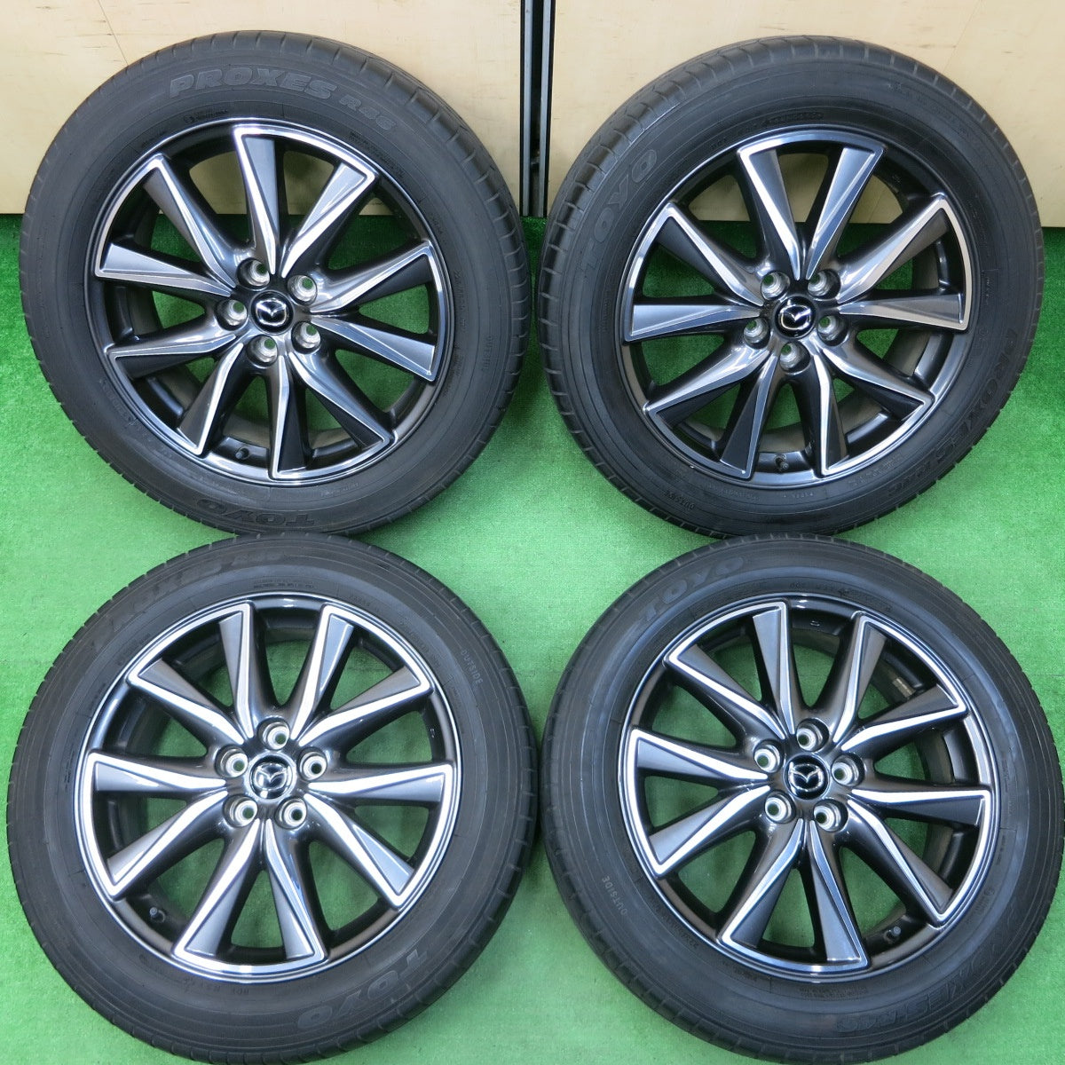 送料無料* キレイ☆マツダ CX-5 純正 225/55R19 トーヨー