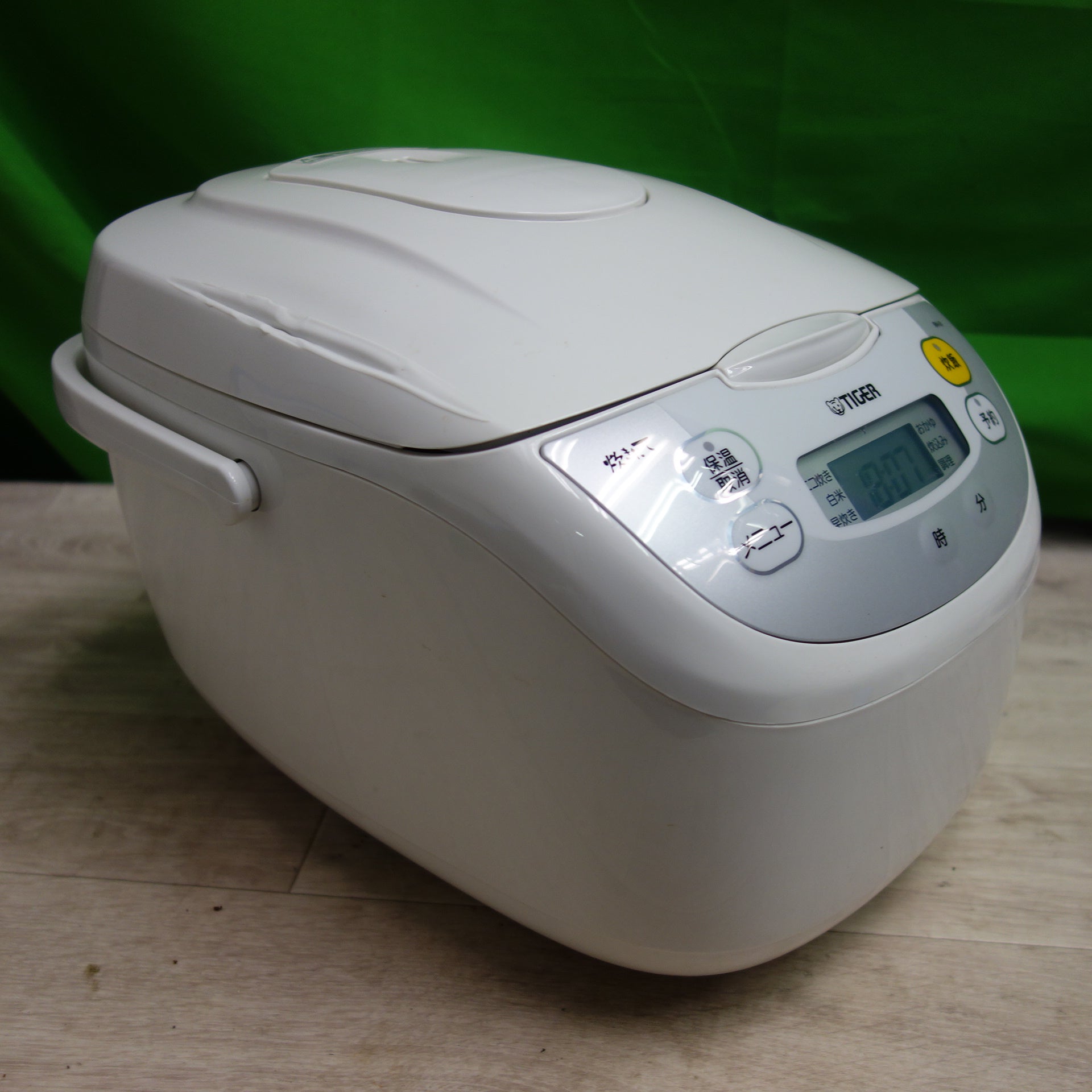 炊飯器 タイガー JBH-G182W マイコン炊飯器 炊きたて 1升炊き ホワイト