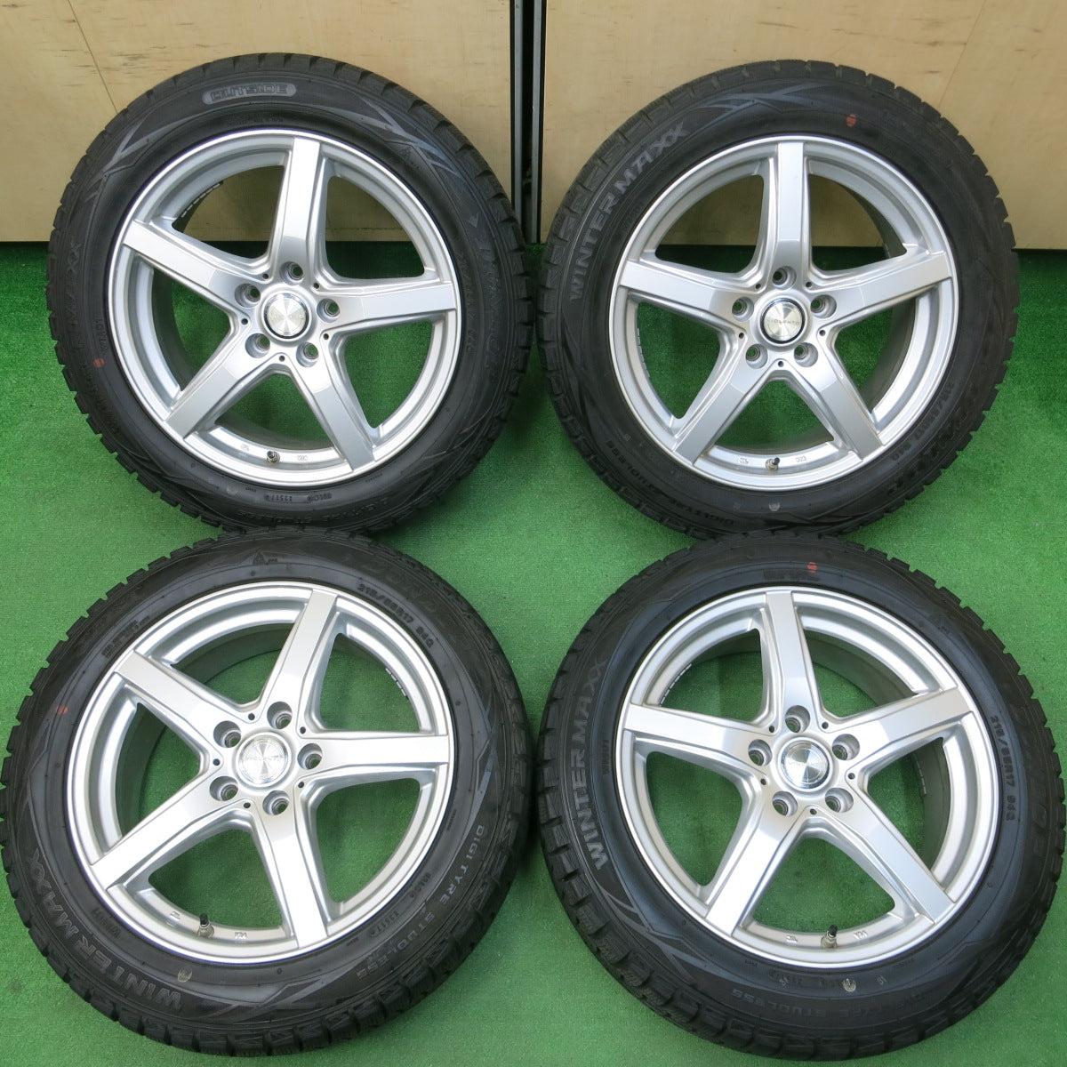 送料無料*バリ溝！キレイ！9.5分☆スタッドレス 215/55R17 ダンロップ ウインターマックス WM01 VIOLENTO ヴィオレ |  名古屋/岐阜の中古カー用品・工具の買取/販売ならガレージゲット