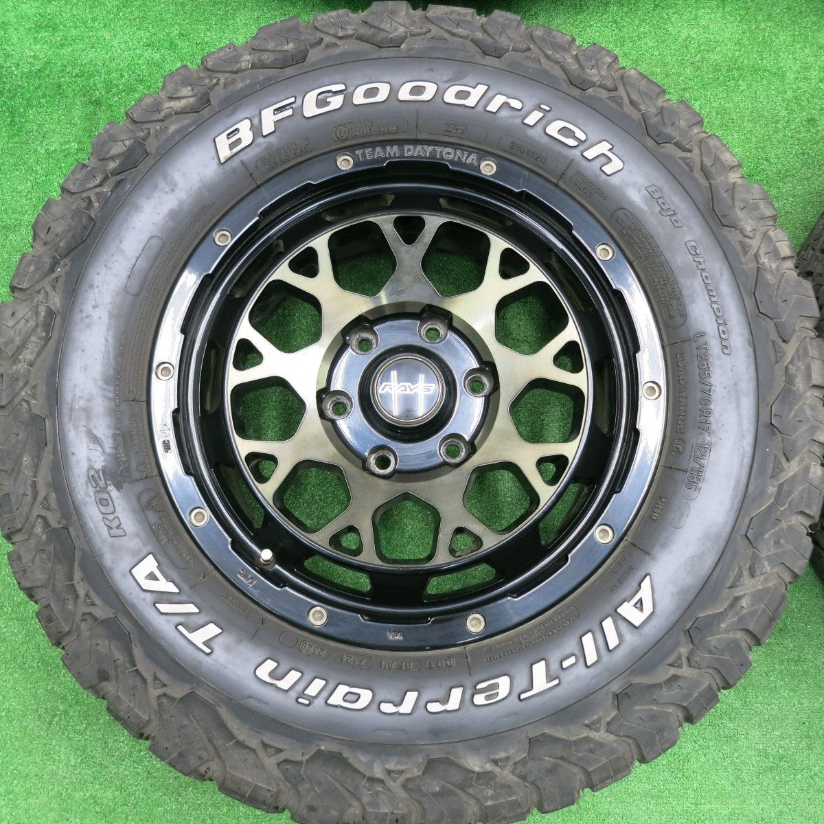 [送料無料] バリ溝！20年！9分★RAYS TEAM DAYTONA M9 265/70R17 BFグッドリッチ All-Terrain T/A KO2 レイズ デイトナ PCD139.7/6H★4092003HAノ