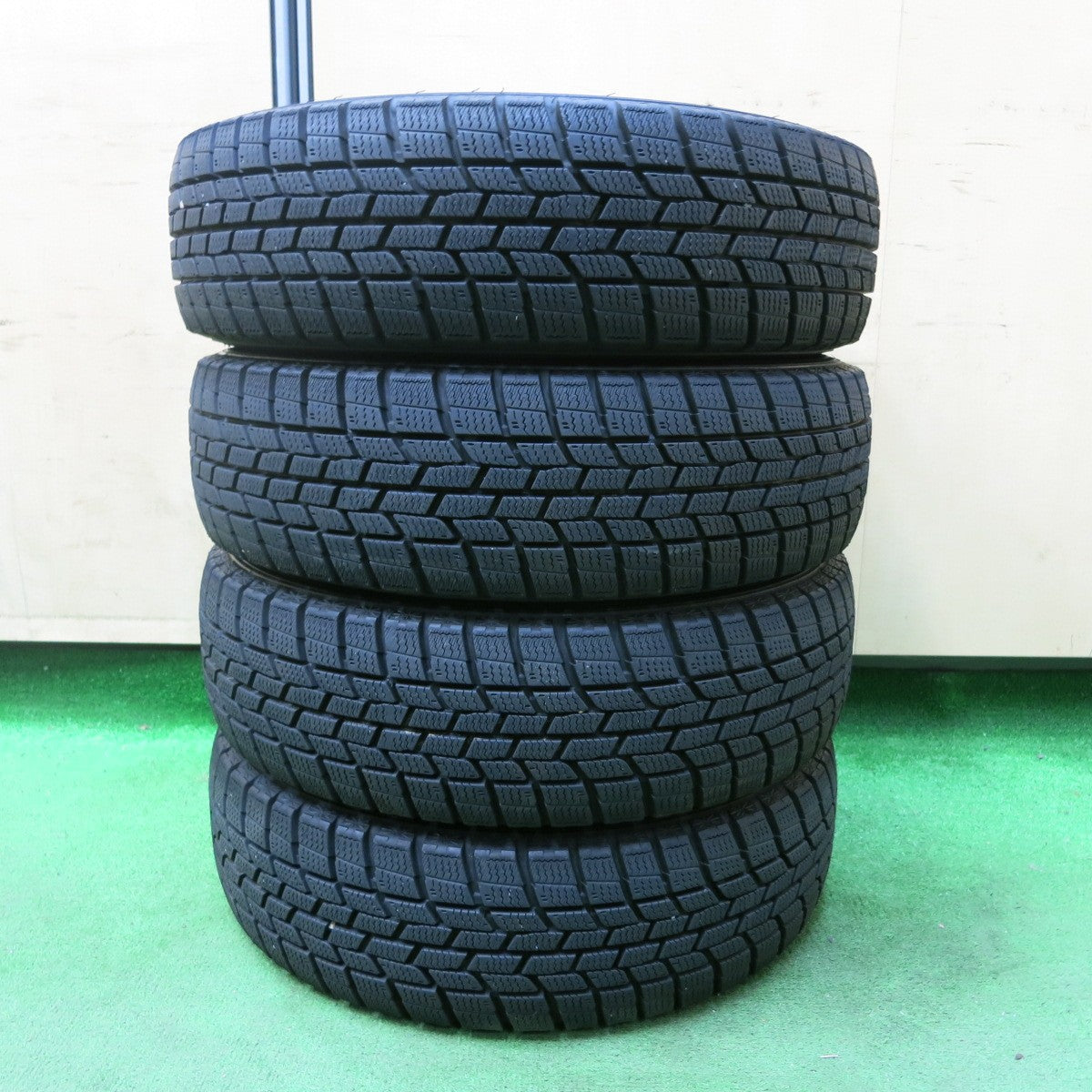 [送料無料] 超バリ溝！キレイ！9.5分以上★スタッドレス 155/65R13 グッドイヤー アイスナビ6 MANARAY SPORT マナレイ 13インチ PCD100/4H★4102507SYス