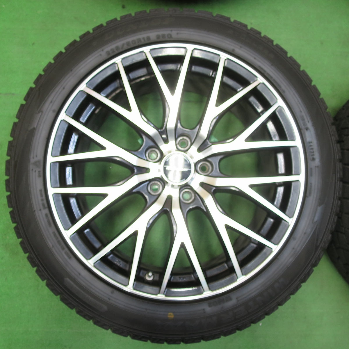 *送料無料* バリ溝！21年！8.5分★スタッドレス 225/50R18 ダンロップ ウインターマックス WM02 Precious プレシャス 18インチ PCD114.3/5H★4071205イス