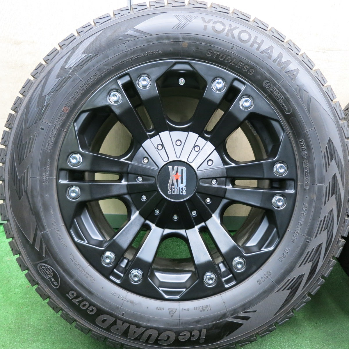 *送料無料* バリ溝！21年！キレイ！9.5分★KMC XD SERIES XD778 275/60R18 スタッドレス ヨコハマ アイスガード G075 PCD114.3 127/5H マルチ★4060105HAス