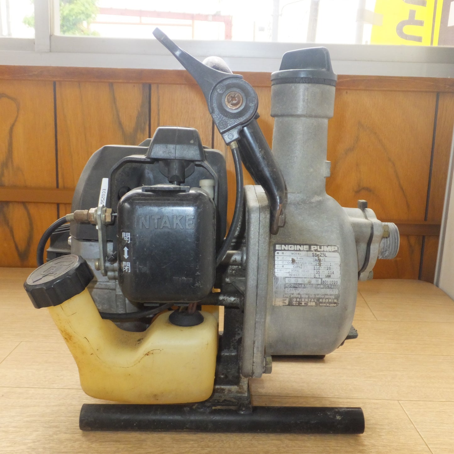 [送料無料] 岐阜発 現状品★工進 KOSHIN エンジンポンプ ENGINE PUMP SE-25L　エンジン Robin ECO25GR★