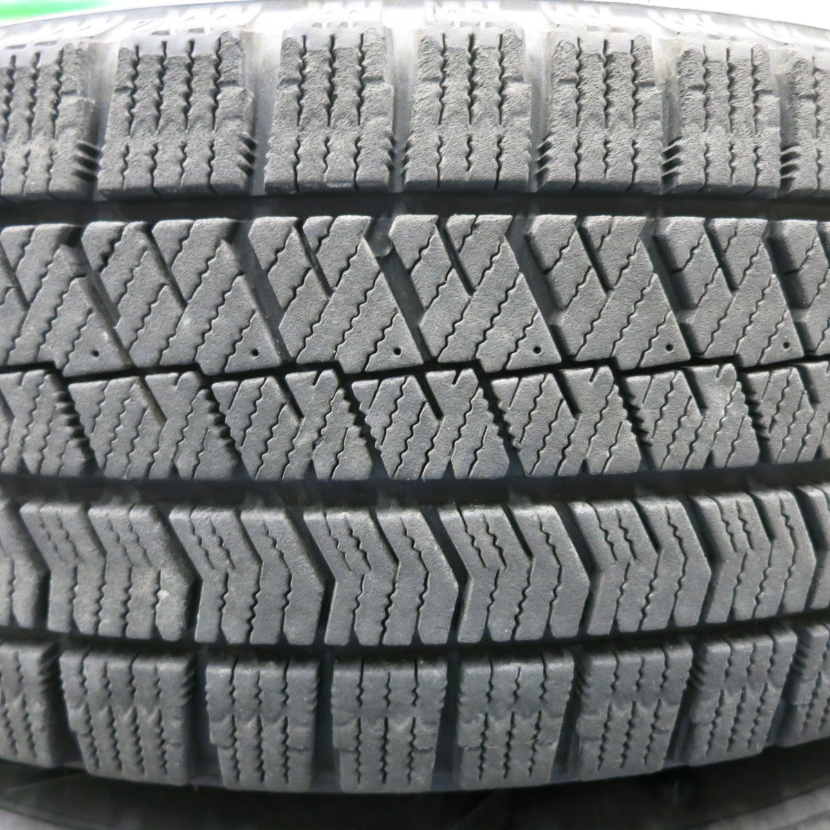 *送料無料* バリ溝！21年！キレイ！9分★スタッドレス 185/65R15 ブリヂストン ブリザック VRX2 VOLGA7 15インチ PCD114.3/5H★4051807NJス