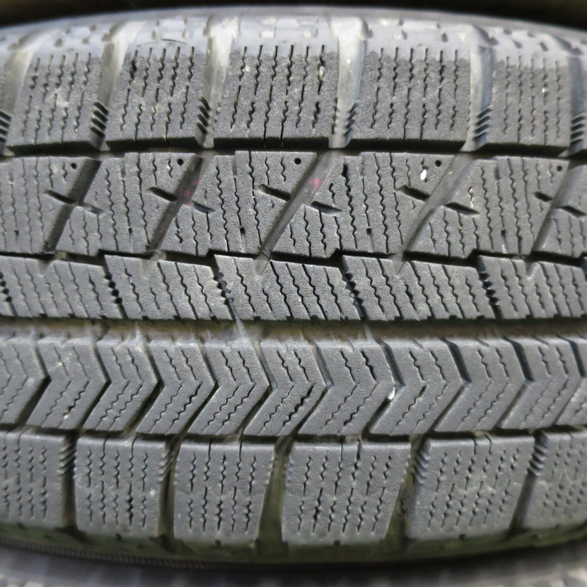 *送料無料* キレイ★スタッドレス 165/60R15 ブリヂストン ブリザック VRX BALMINUM バルミナ 15インチ PCD100/4H★4071803イス