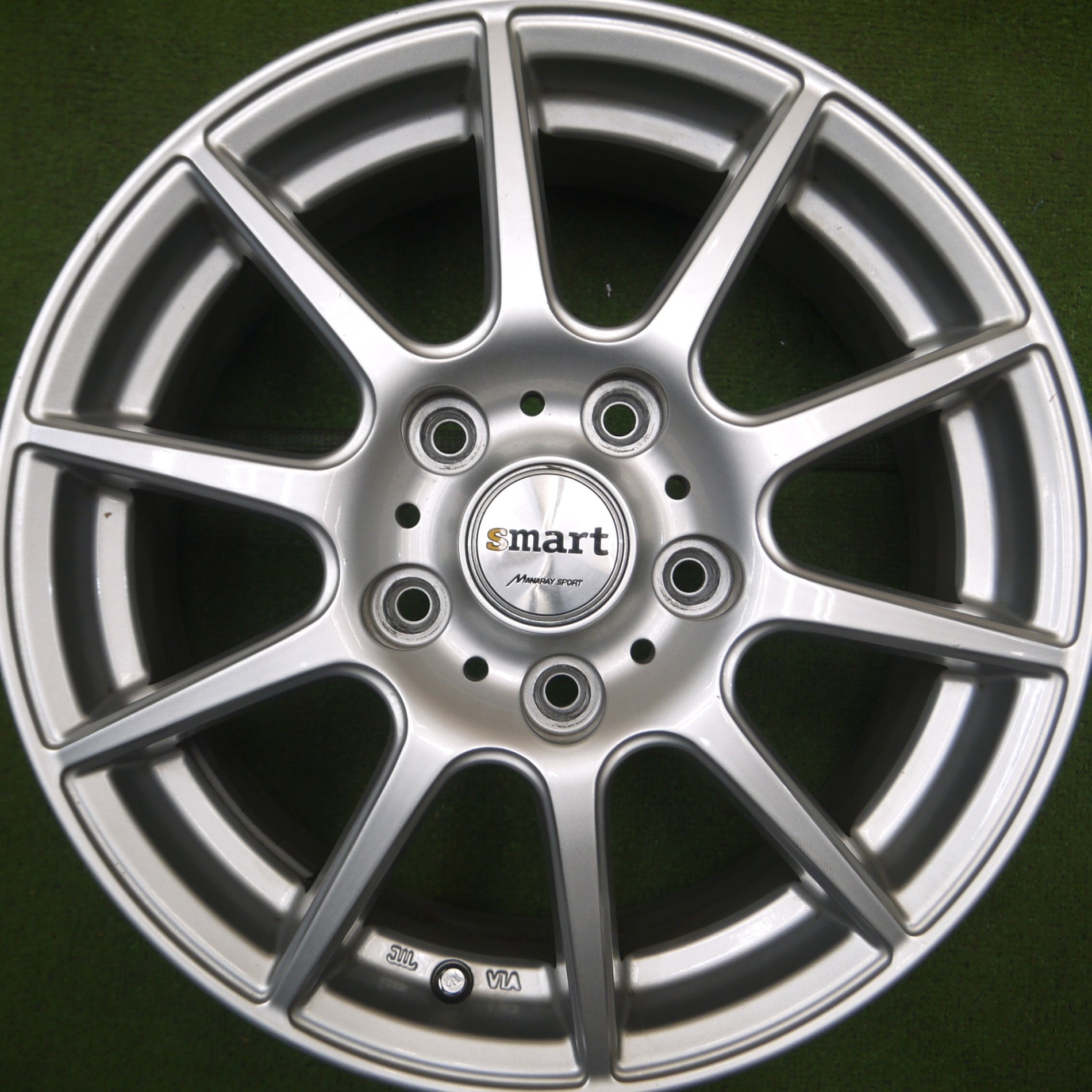 *送料無料* キレイ★Smart MANARAY SPORT ホイール 15インチ 15×6J スマート マナレイスポーツ  PCD114.3/5H★4050813Hホ