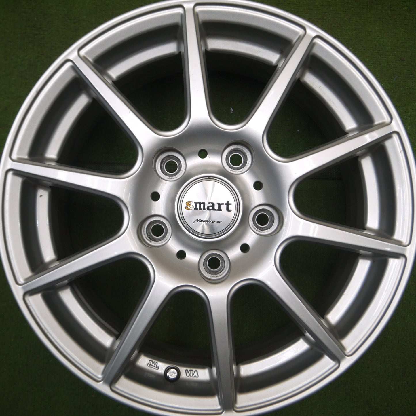 *送料無料* キレイ★Smart MANARAY SPORT ホイール 15インチ 15×6J スマート マナレイスポーツ PCD114.3/5H★4050813Hホ