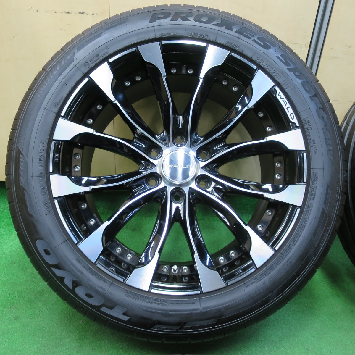 *送料無料* バリ溝！23年！キレイ！9.5分★WALD JARRET 265/50R20 トーヨー プロクセス スポーツ SUV ヴァルド ジャレット 20インチ PCD139.7/6H★4063002イノ