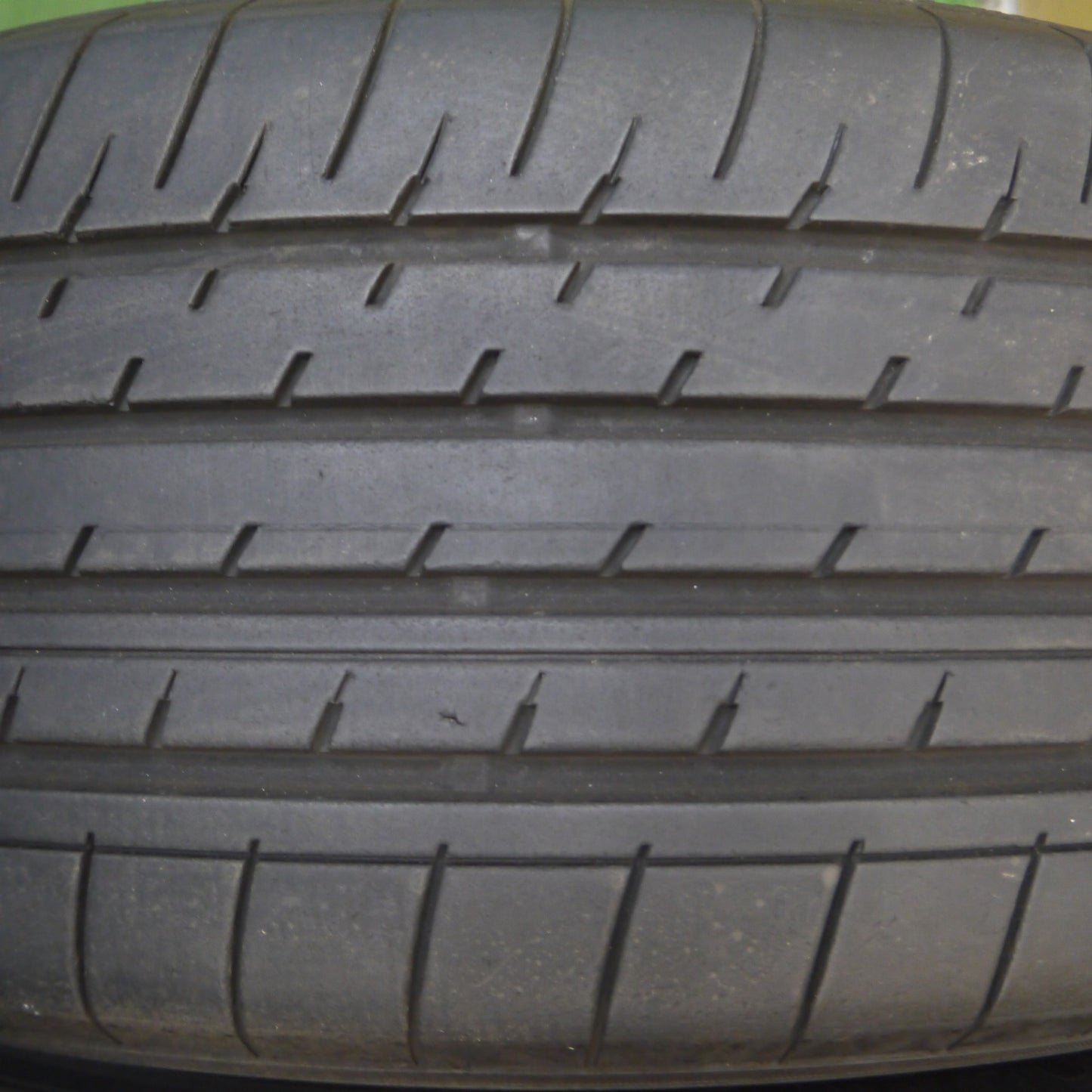 *送料無料* バリ溝！21年！キレイ！8.5分★アルファロメオ ステルヴィオ 等 MAK ARESE 235/60R18 ヨコハマ BluEarth-XT AE61 18インチ アレーゼ PCD110/5H★4050106Hノ