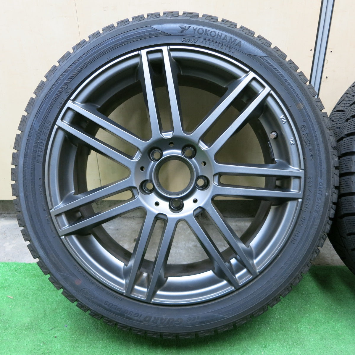 *送料無料* バリ溝！キレイ！9.5分★ベンツ等 EUROTECH 225/45R18 スタッドレス ヨコハマ アイスガード iG50 プラス ユーロテック PCD112/5H★4062403ナス