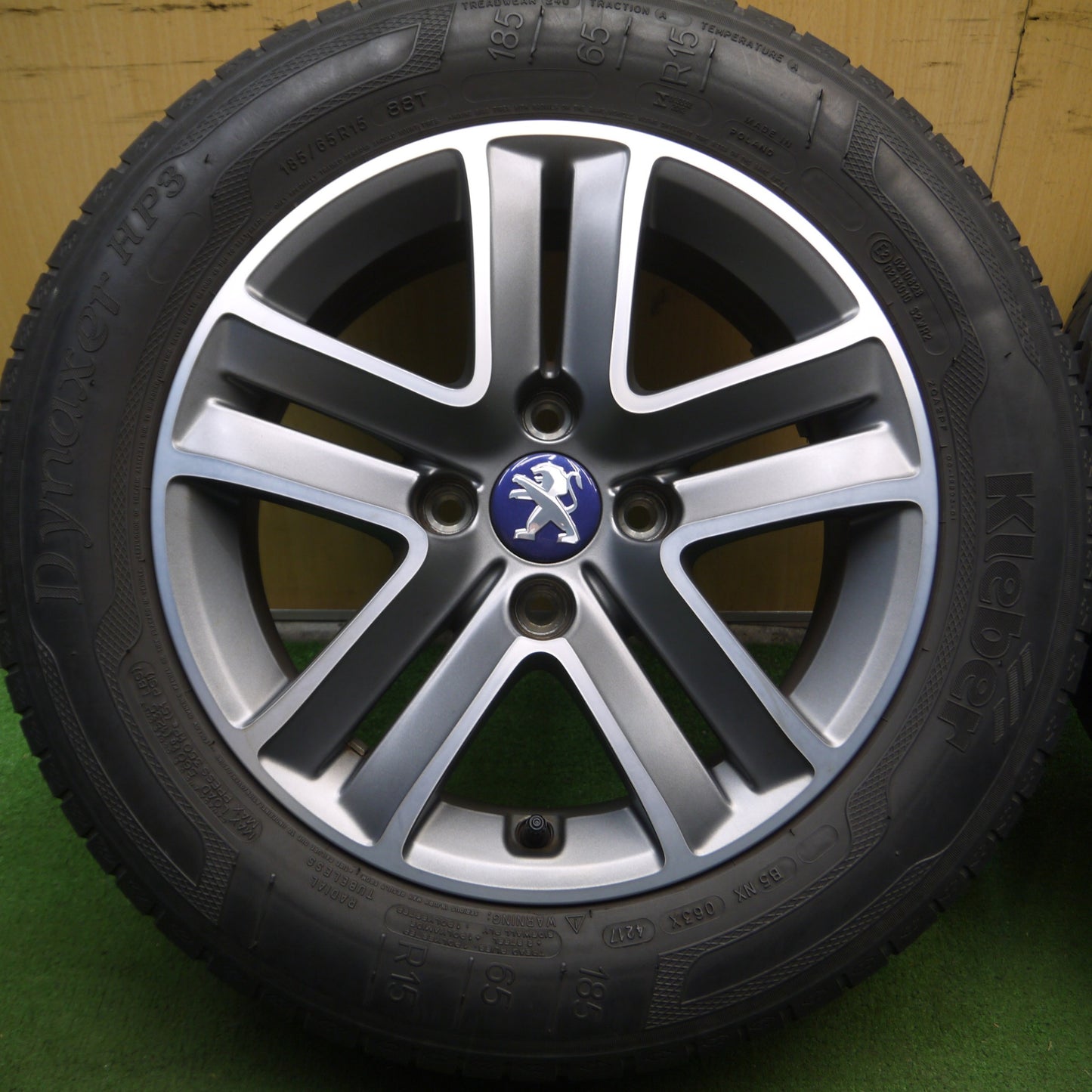 *送料無料* キレイ！希少★プジョー 208 純正 ATS 185/65R15 Dynaxer hp3 kleber 15インチ PCD108/4H★4051502Hノ